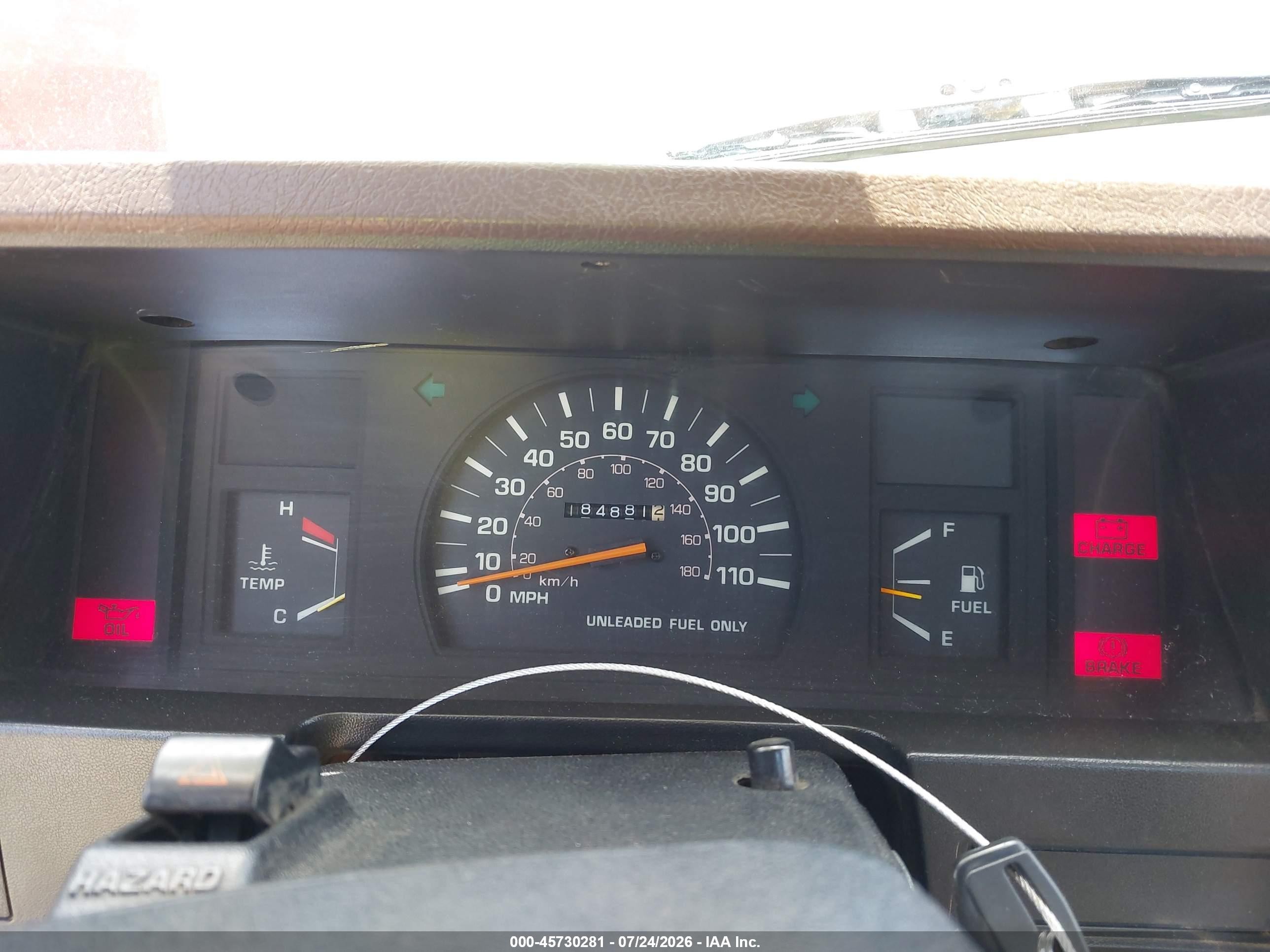 1985 Toyota Pickup Xtracab Rn56 Dlx Burgundy vin: JT4RN56D1F5047744