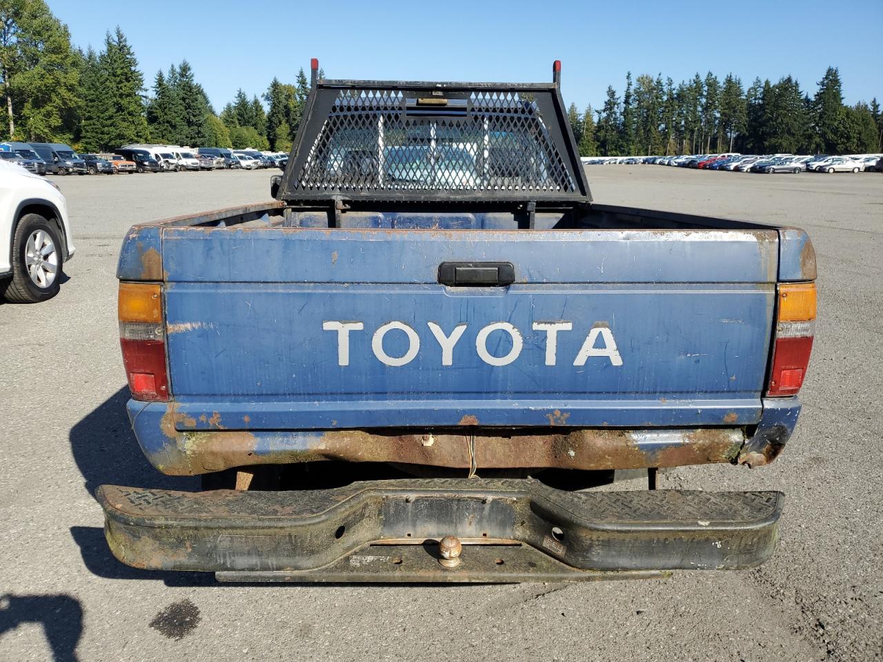 1984 Toyota Pickup Xtracab Rn56 Dlx Blue vin: JT4RN56D9E0049611