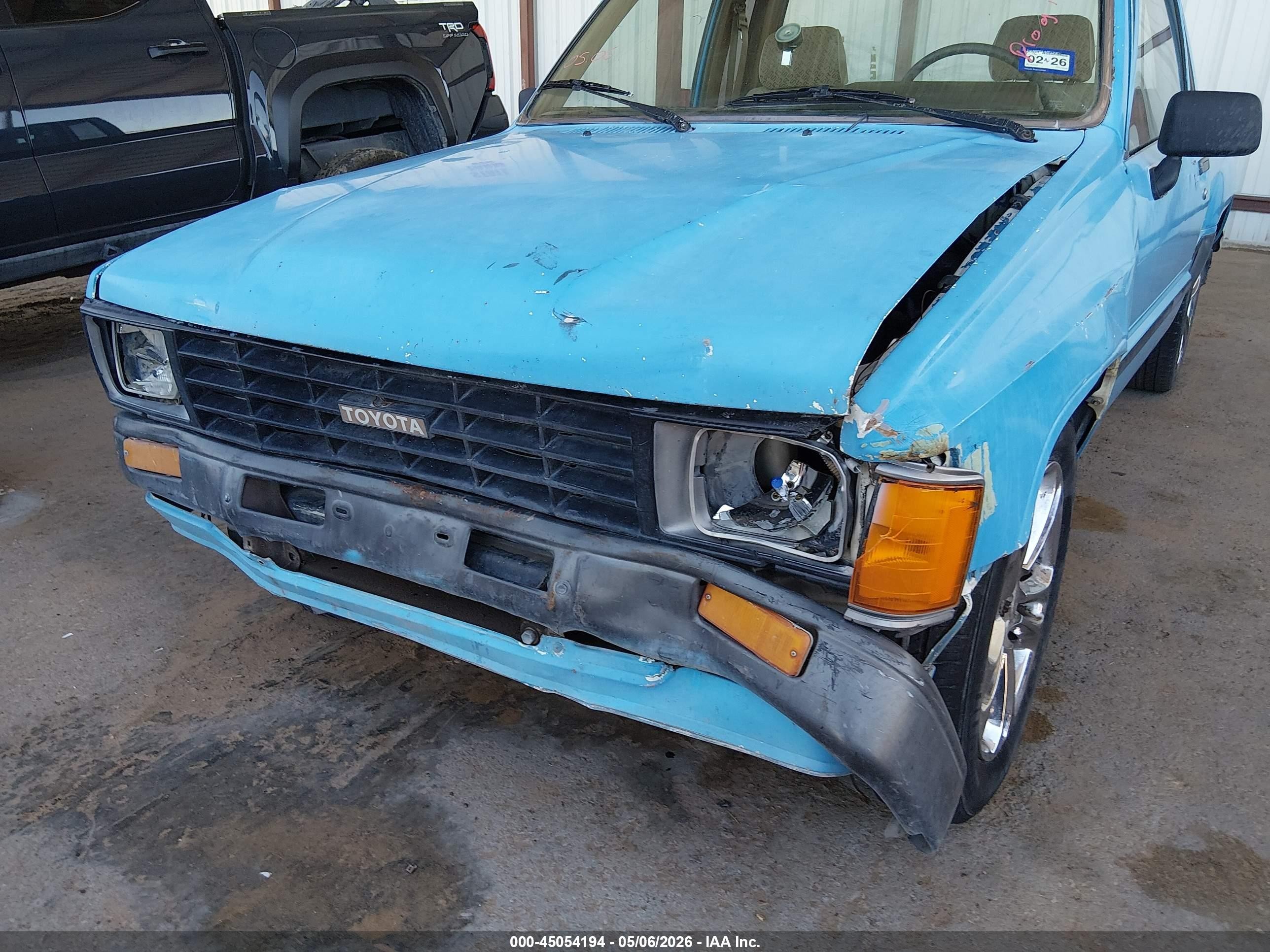 1985 Toyota Pickup Xtracab Rn56 Dlx Blue vin: JT4RN56DXF0113558