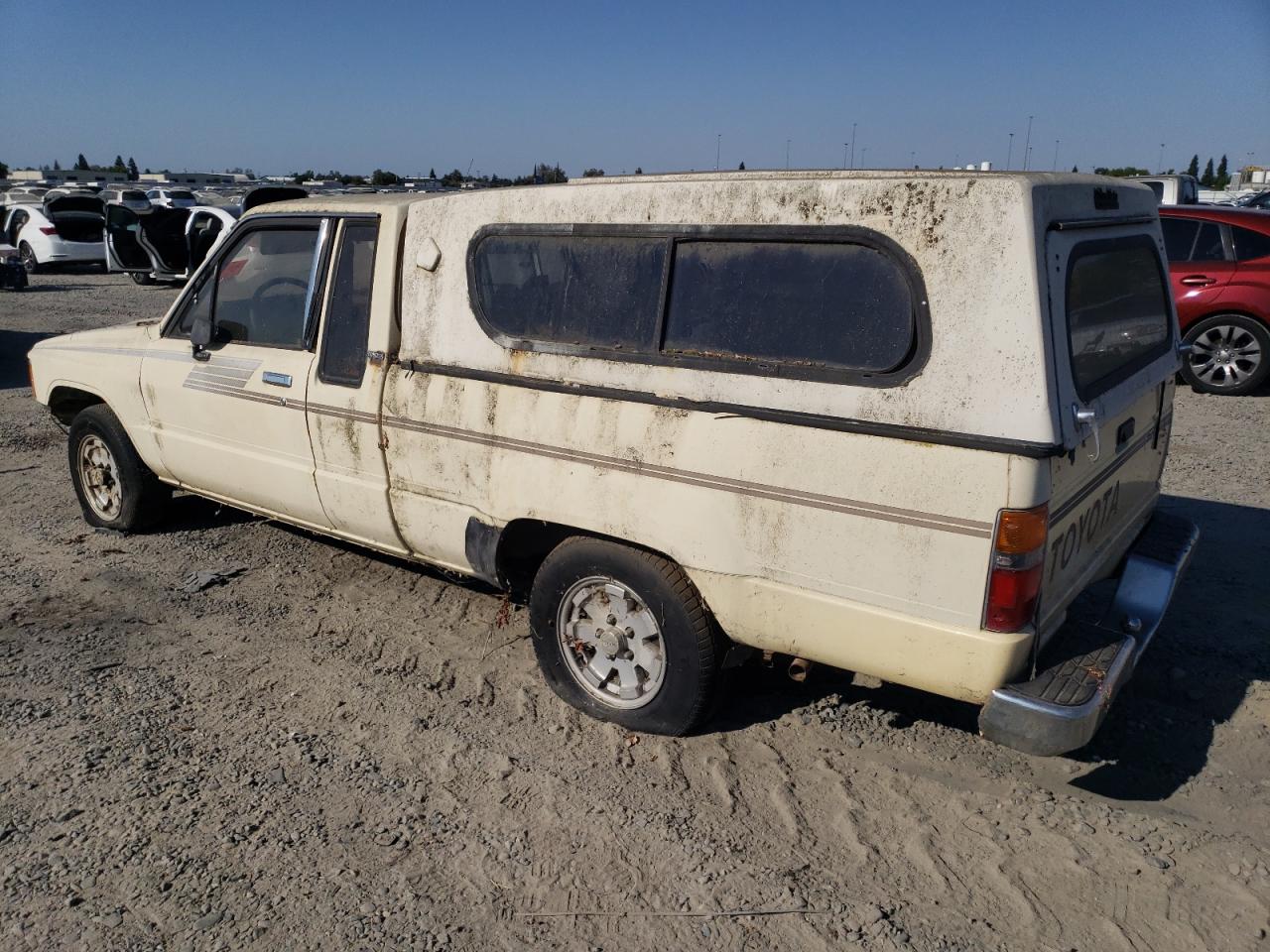 1986 Toyota Pickup Xtracab Rn56 Sr5 Желтый vin: JT4RN56S0G0195025