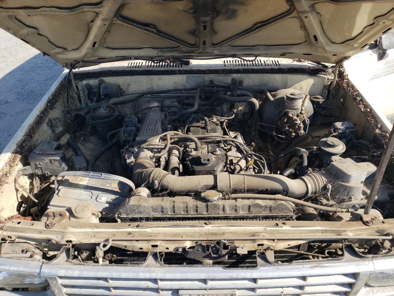 1986 Toyota Pickup Xtracab Rn56 Sr5 Желтый vin: JT4RN56S0G0195025