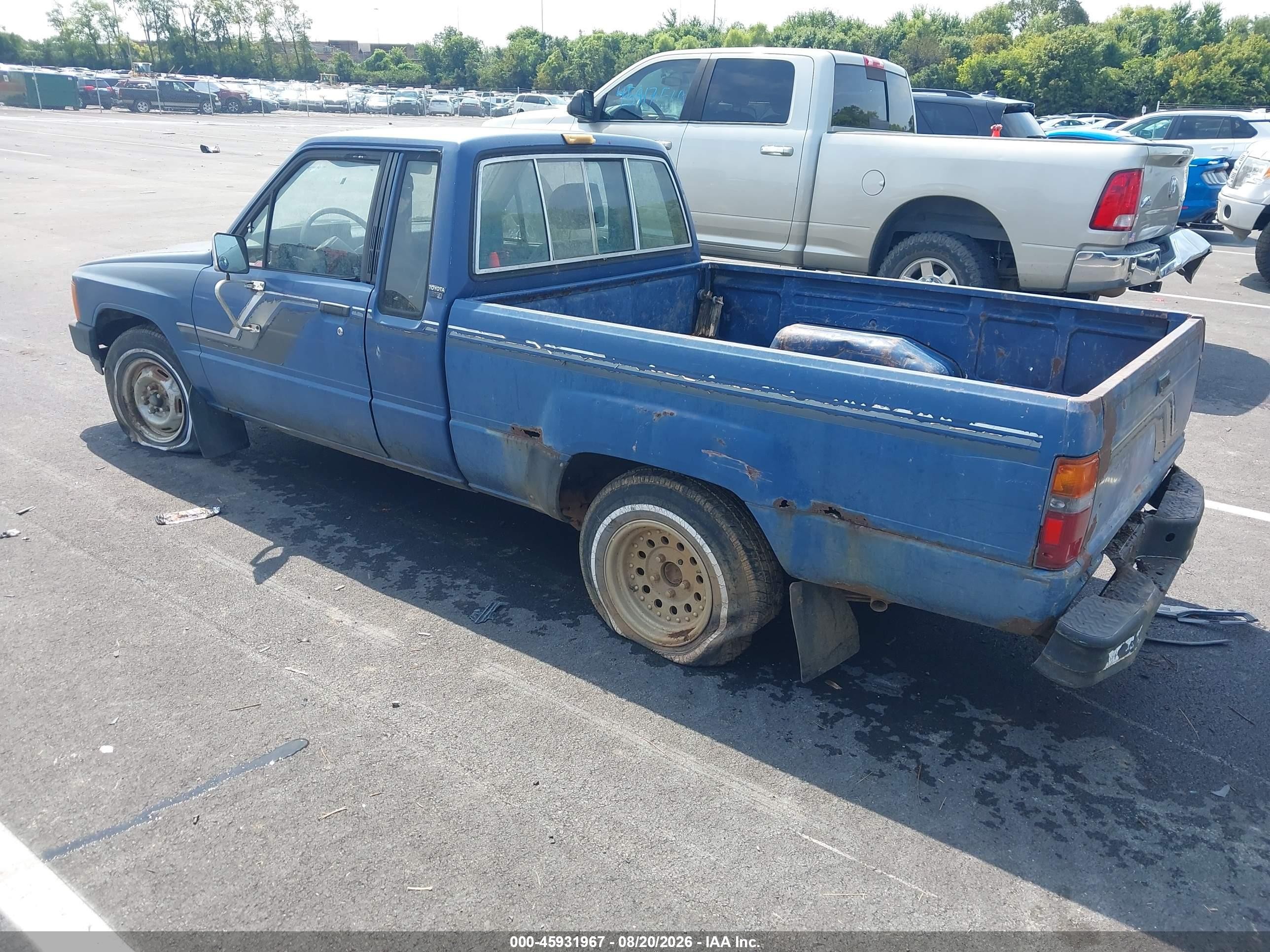 1985 Toyota Pickup Xtracab Rn56 Sr5 Blue vin: JT4RN56S2F0135357