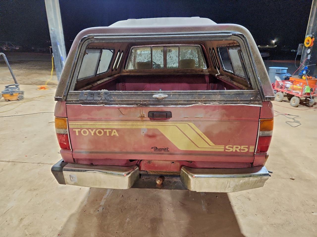 1984 Toyota Pickup Xtracab Rn56 Sr5 Red vin: JT4RN56S9E0067900
