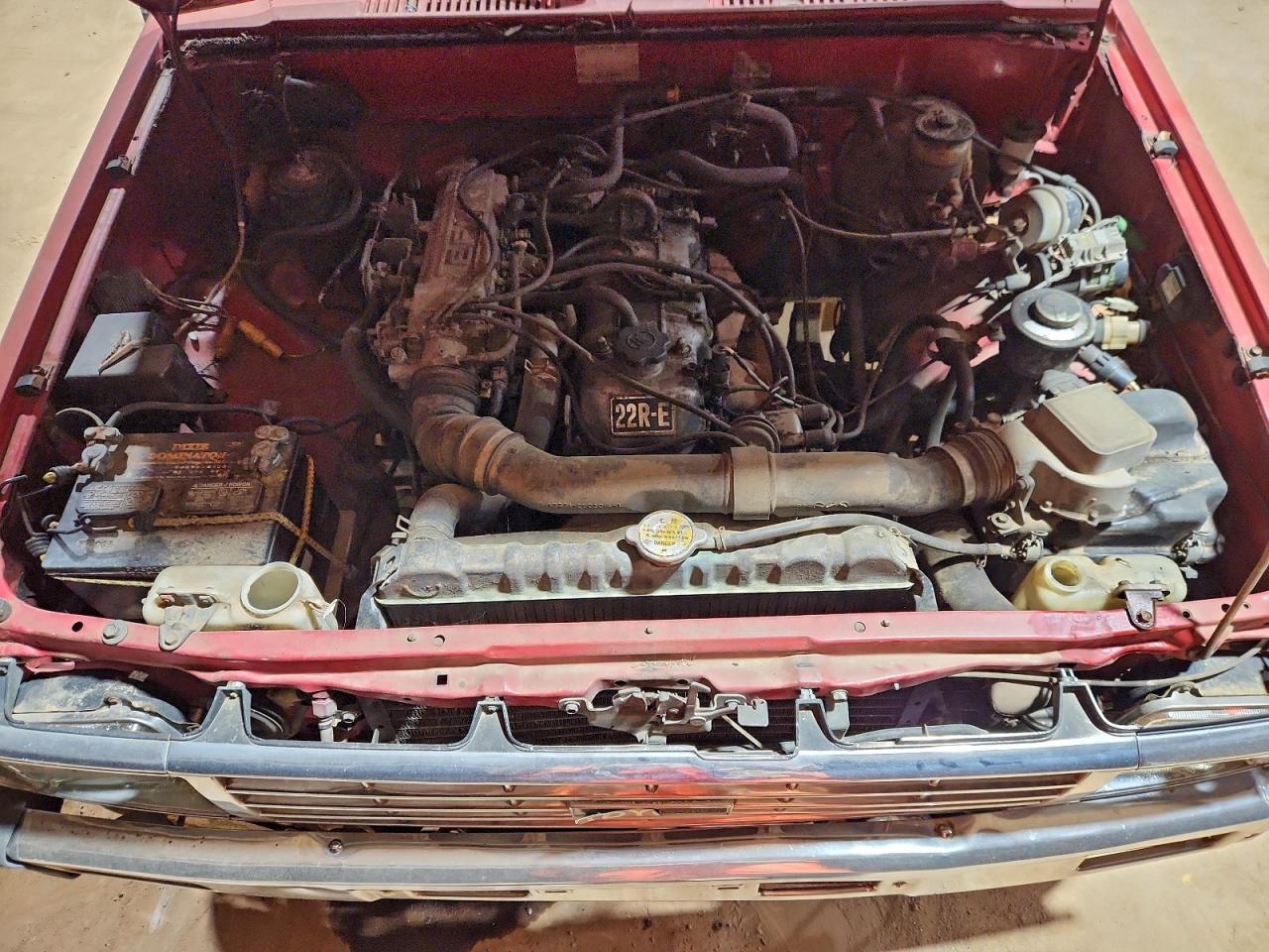 1984 Toyota Pickup Xtracab Rn56 Sr5 Red vin: JT4RN56S9E0067900