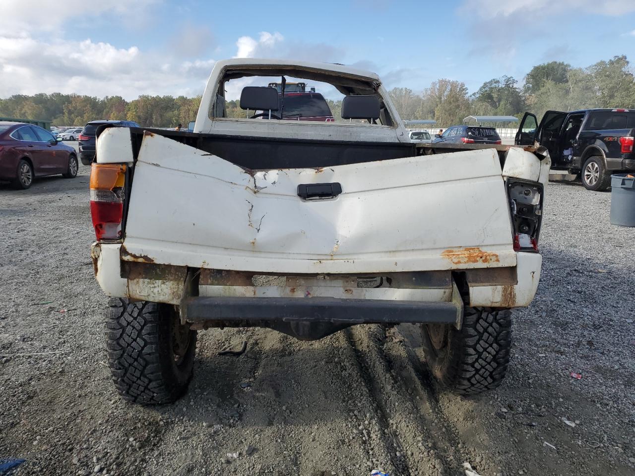 1984 Toyota Pickup Rn60 White vin: JT4RN60R7E5003191
