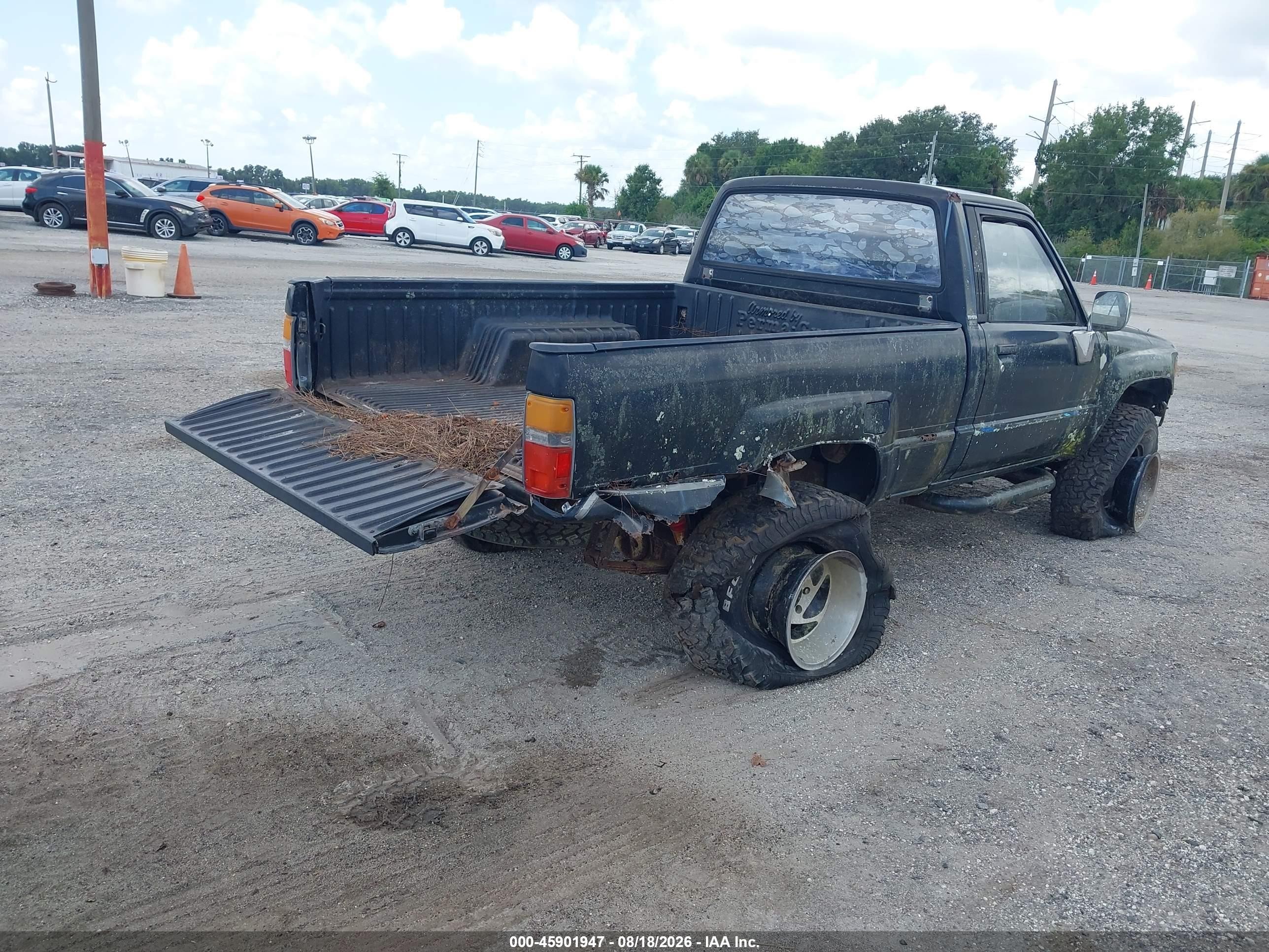 1988 Toyota Pickup Rn63 Std Black vin: JT4RN63A1J0207112