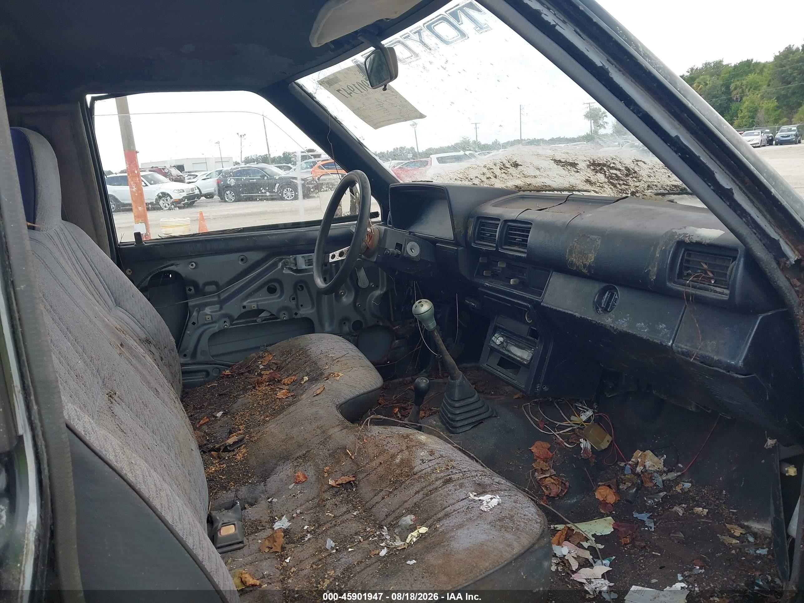 1988 Toyota Pickup Rn63 Std Black vin: JT4RN63A1J0207112