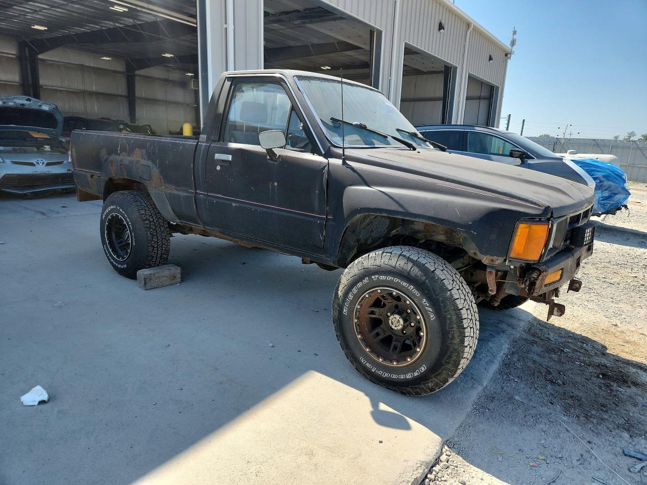 1986 Toyota Pickup Turbo Black vin: JT4RN63BXG0041531