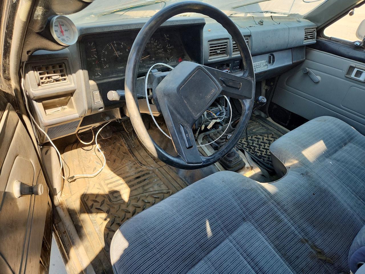1986 Toyota Pickup Turbo Black vin: JT4RN63BXG0041531
