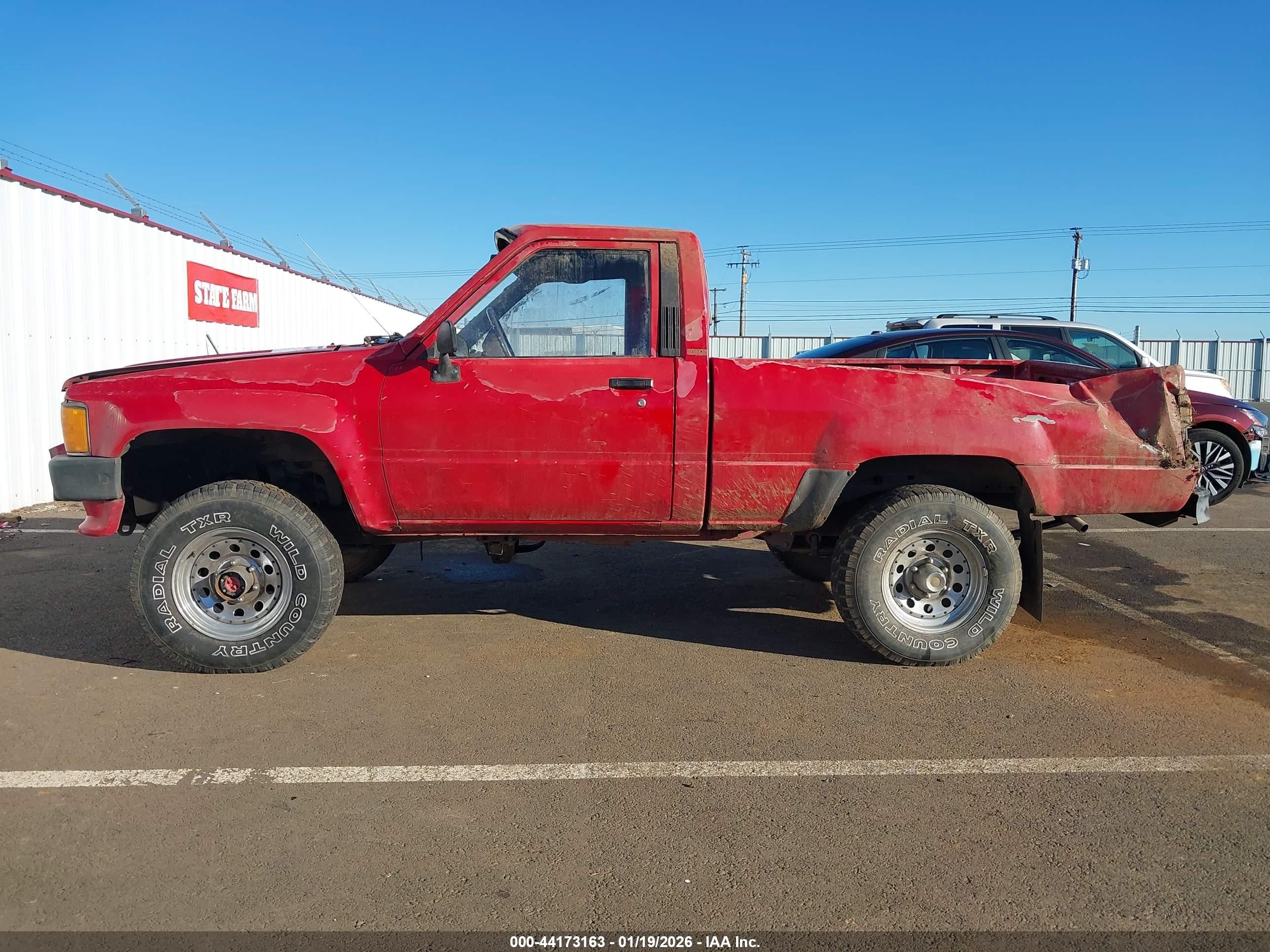 1987 Toyota Pickup Rn63 Std Red vin: JT4RN63R0H0131270