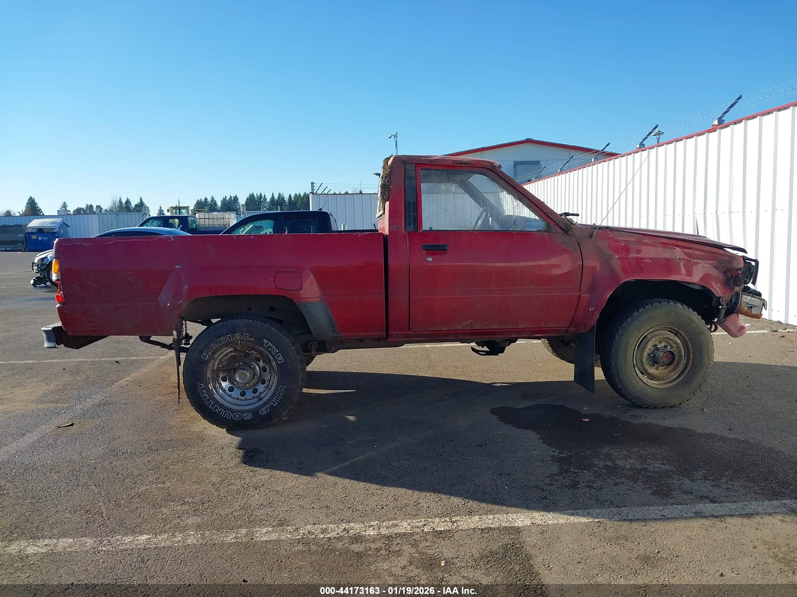 1987 Toyota Pickup Rn63 Std Red vin: JT4RN63R0H0131270
