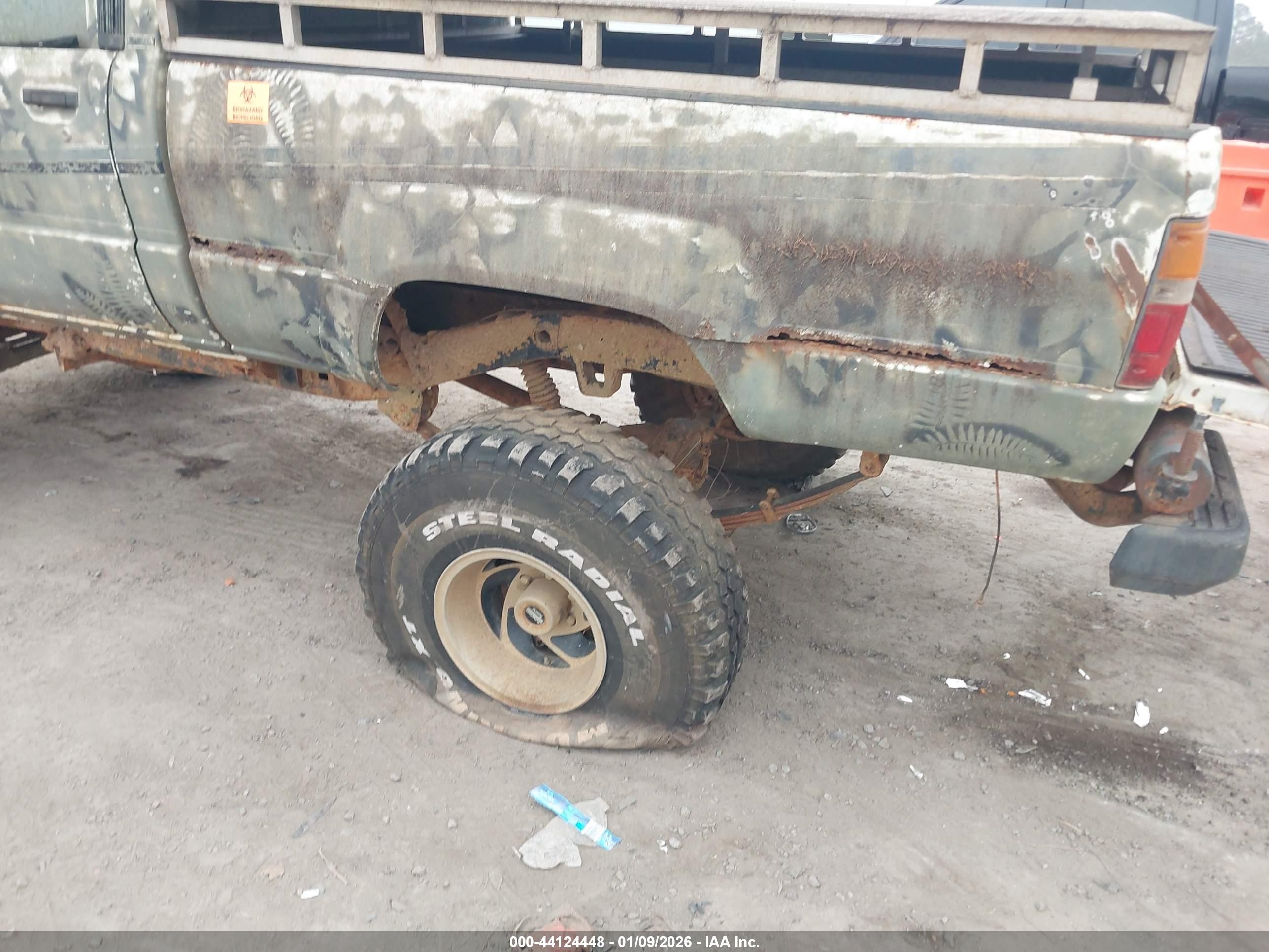1987 Toyota Pickup Rn63 Std Brown vin: JT4RN63R7H0128494