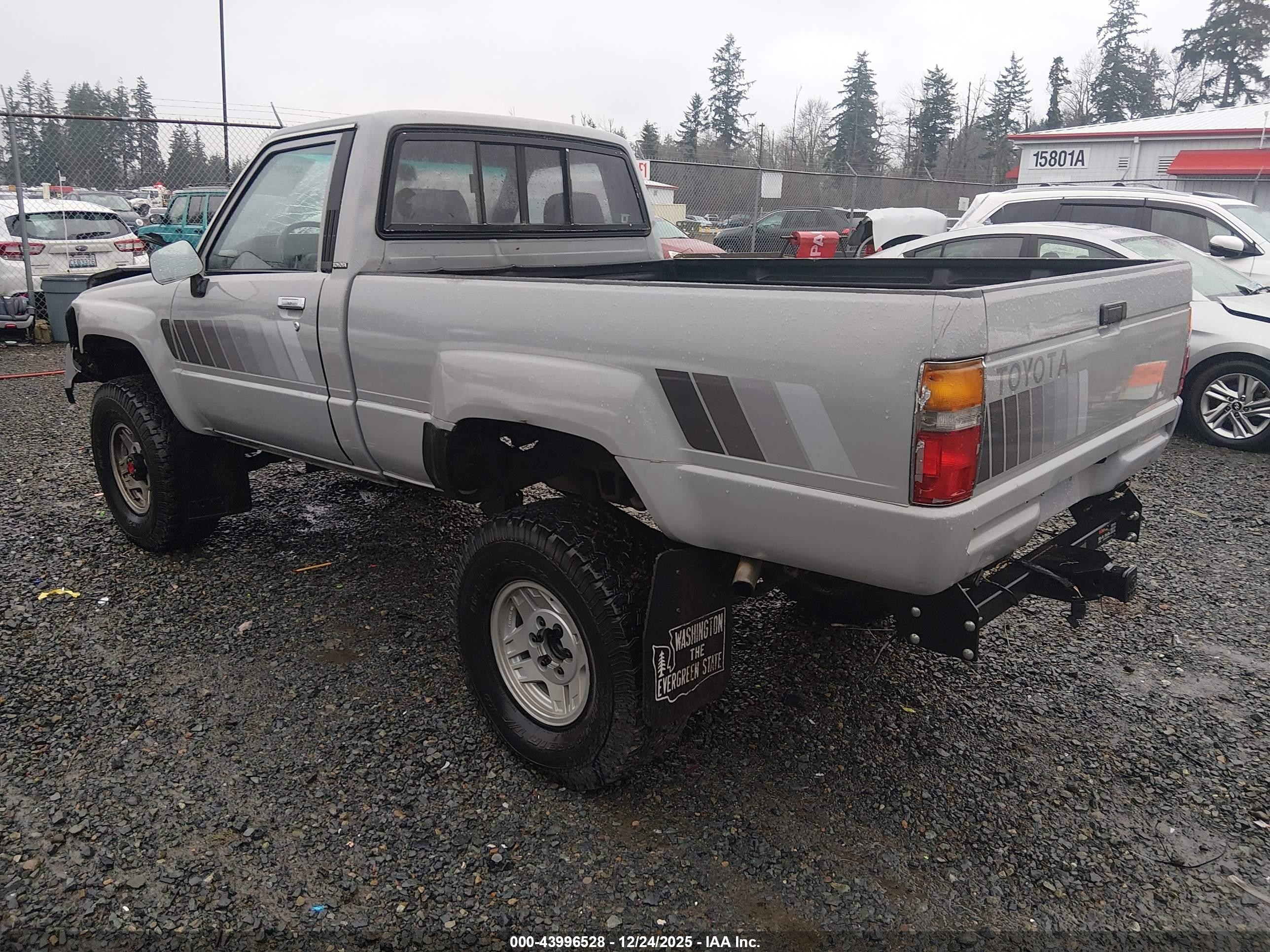 1987 Toyota Pickup Rn63 Std Gray vin: JT4RN63R7H0156330