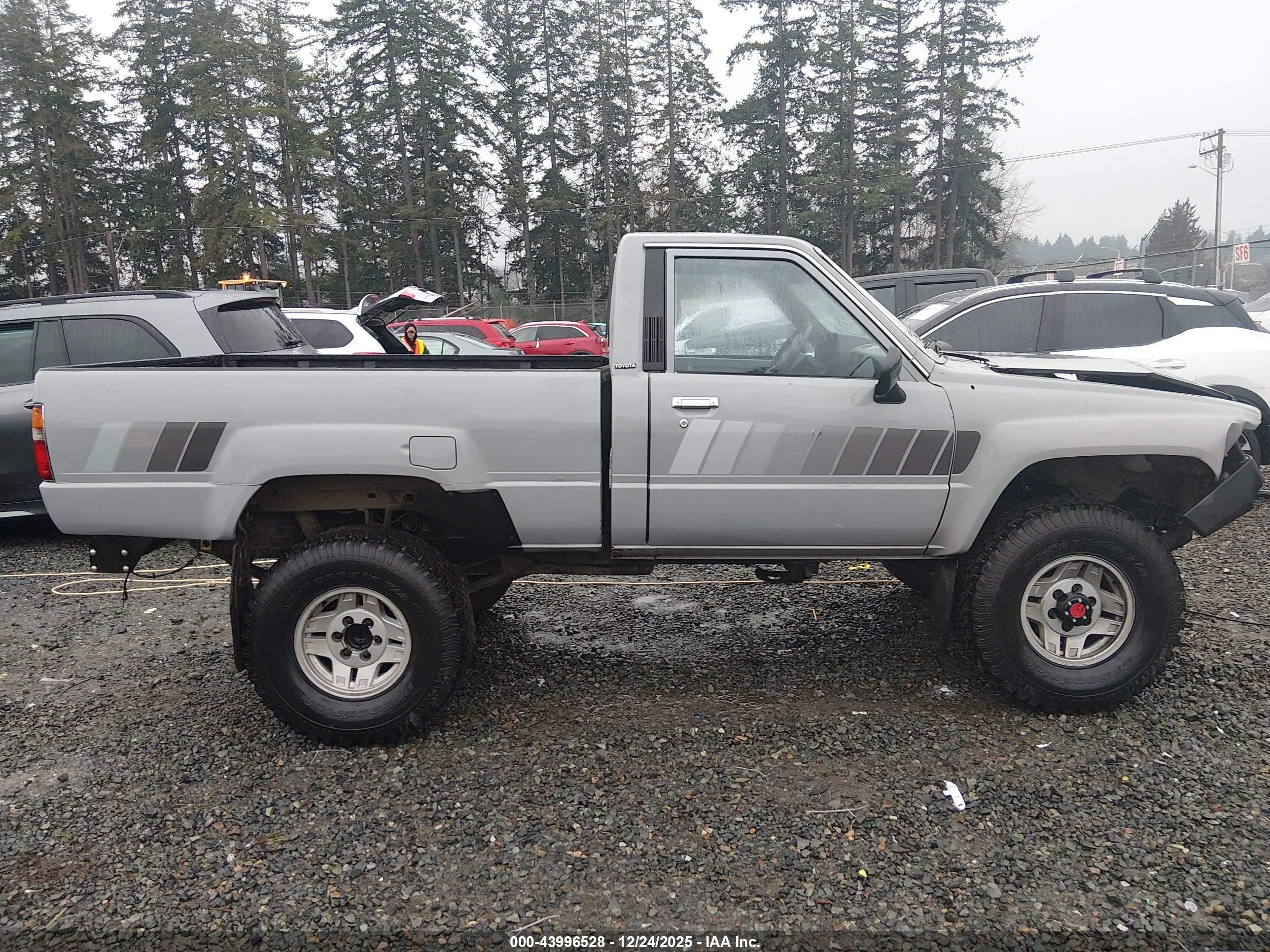 1987 Toyota Pickup Rn63 Std Gray vin: JT4RN63R7H0156330