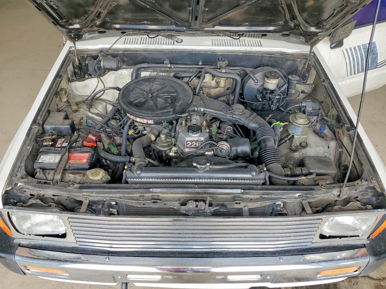 1987 Toyota Pickup Base Белый vin: JT4RN63R8H0178188