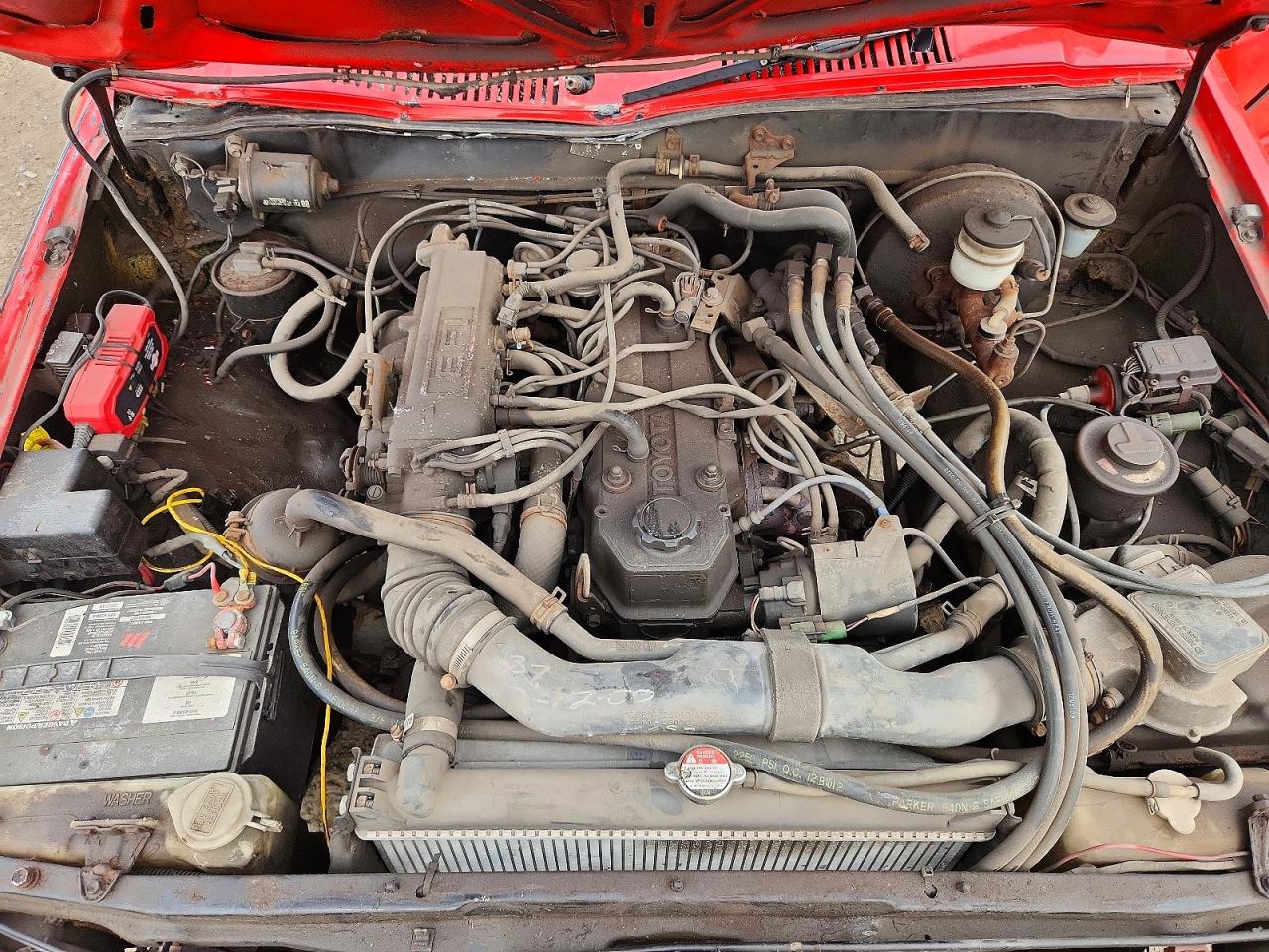 1988 Toyota Pickup Rn64 Dlx Красный vin: JT4RN64PXJ8003381