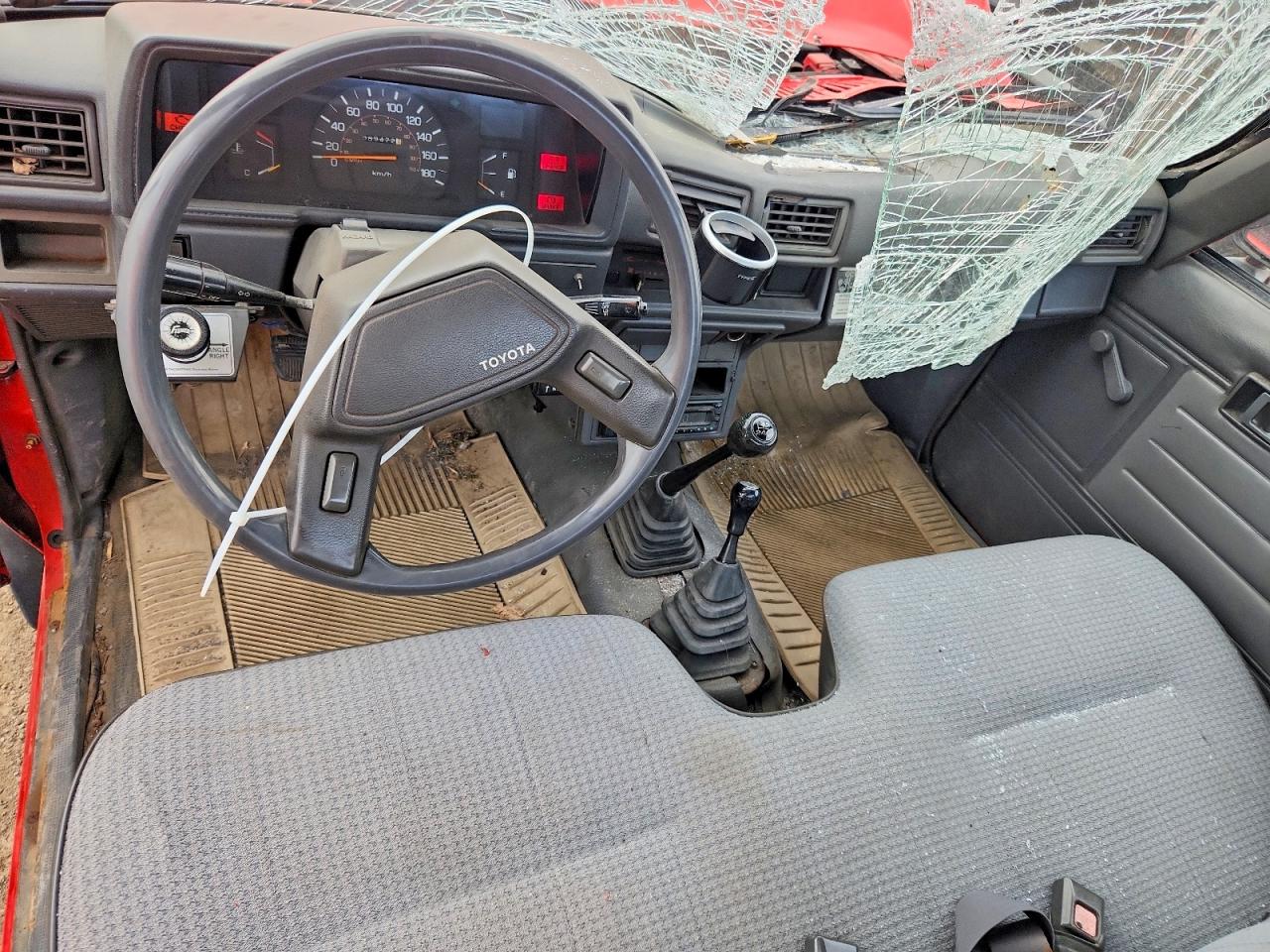 1988 Toyota Pickup Rn64 Dlx Красный vin: JT4RN64PXJ8003381