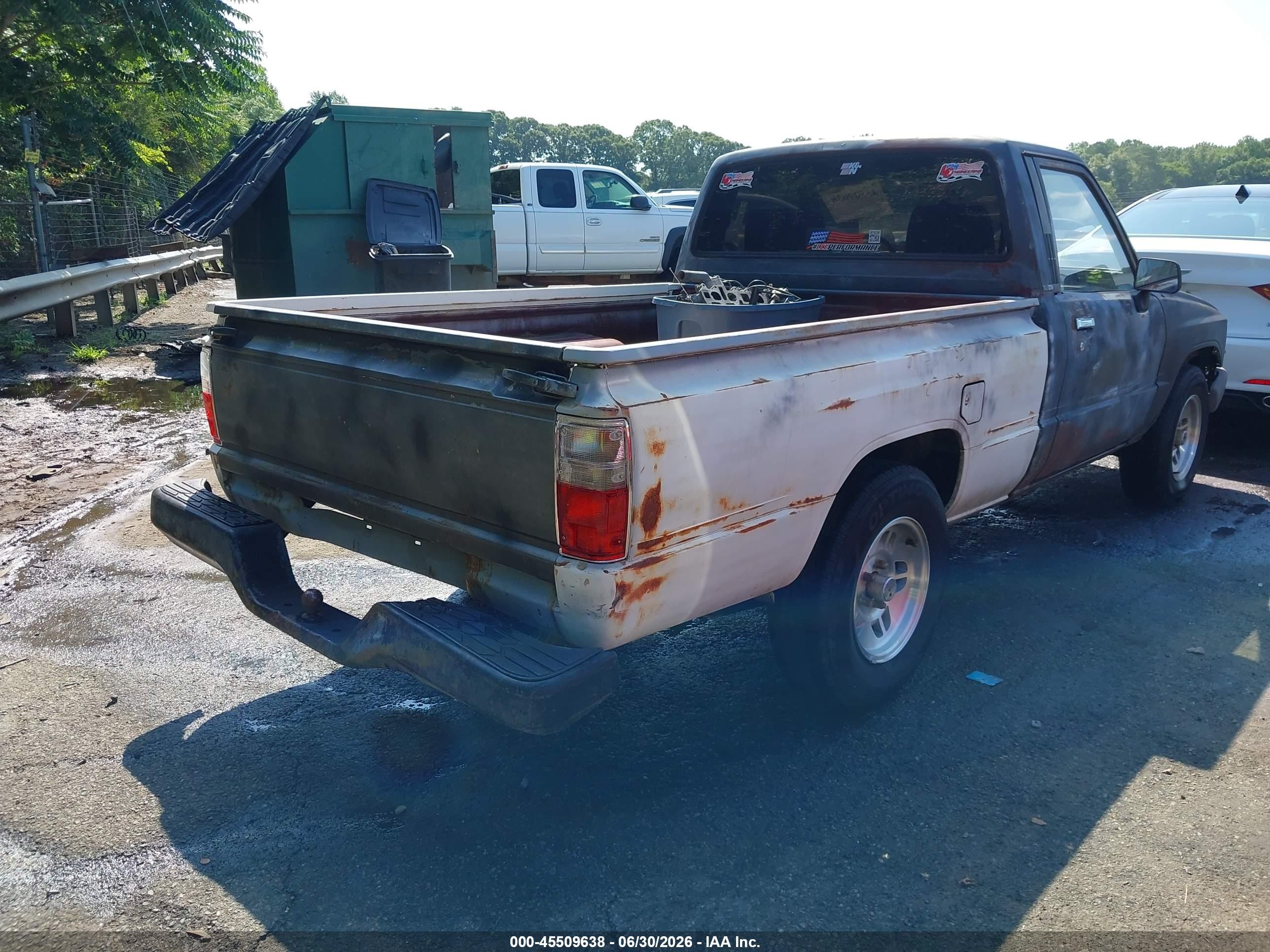 1987 Toyota Pickup Xtracab Rn67 Dlx Black vin: JT4RN67D5H5073495