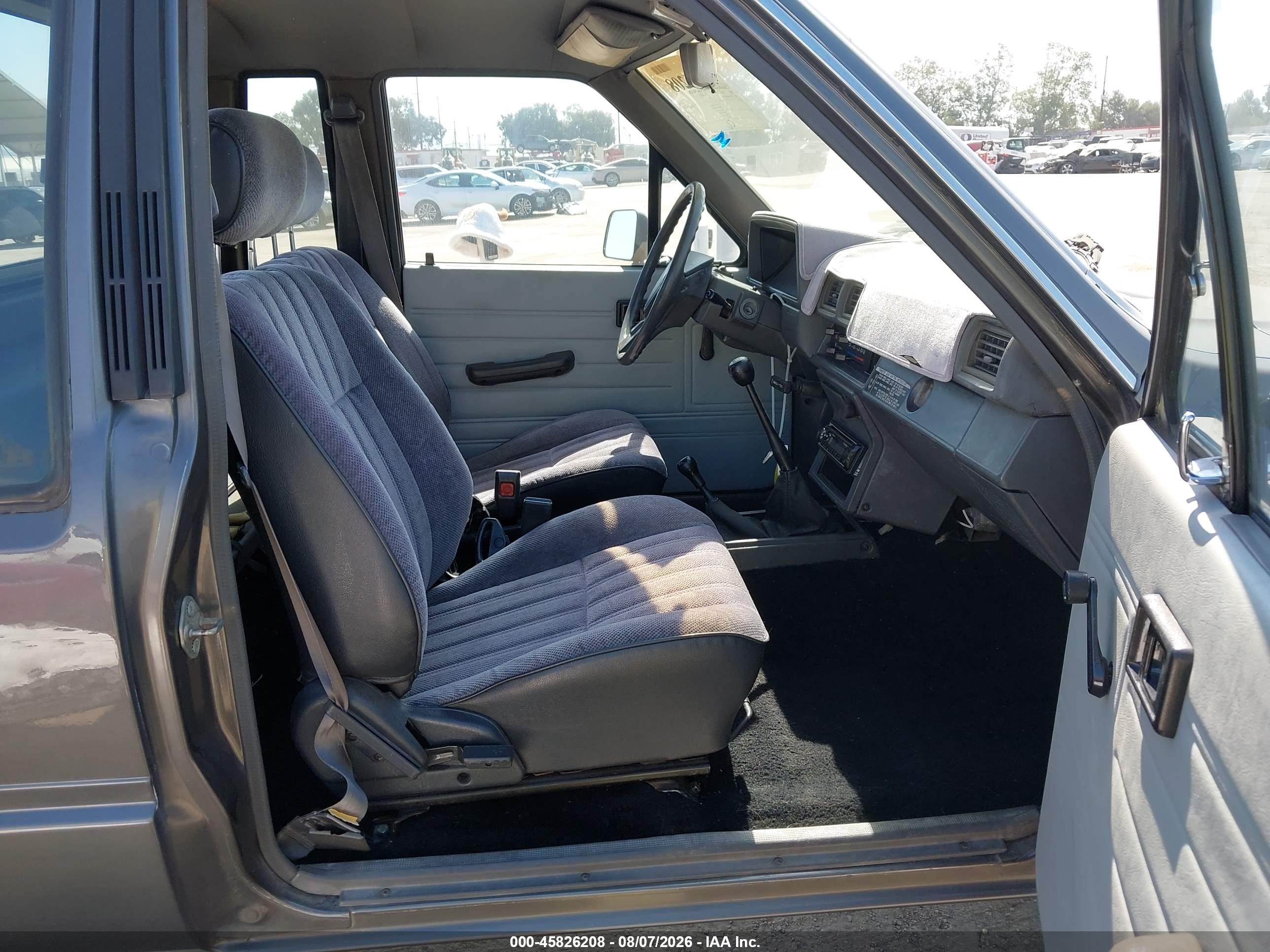 1987 Toyota Pickup Xtracab Rn67 Dlx Gray vin: JT4RN67D6H5072422