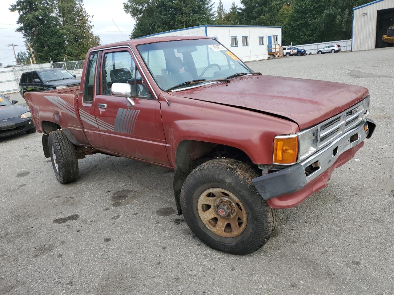 1987 Toyota Pickup Xtracab Rn67 Dlx Maroon vin: JT4RN67DXH5058149