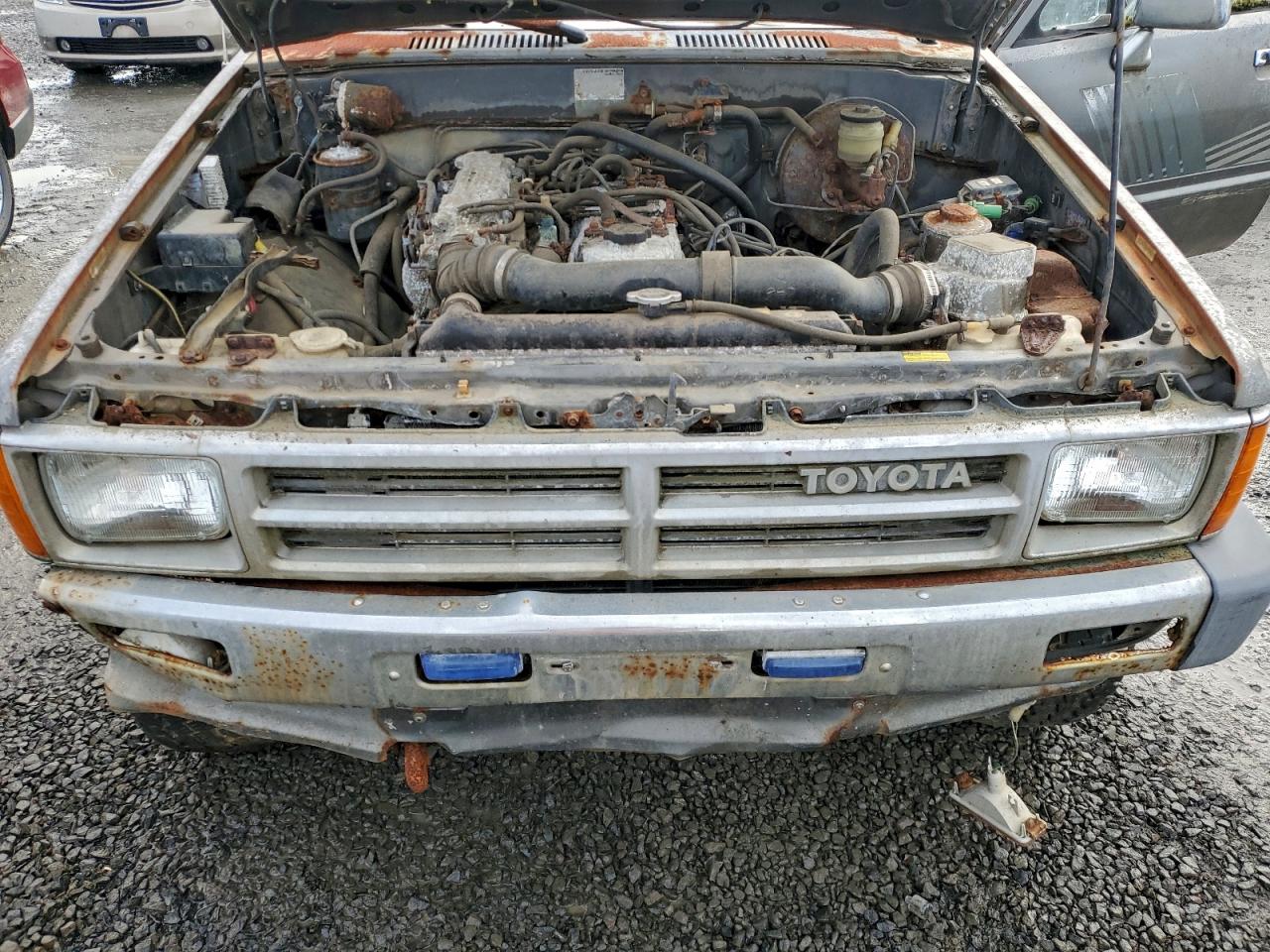 1987 Toyota Pickup Xtracab Rn67 Dlx Gray vin: JT4RN67P4H5055676