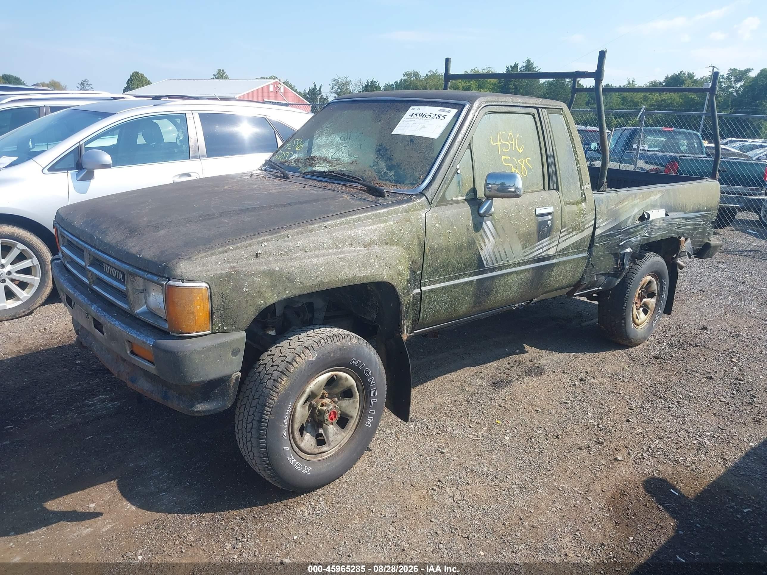 1987 Toyota Pickup Xtracab Rn67 Dlx Black vin: JT4RN67P6H5085441