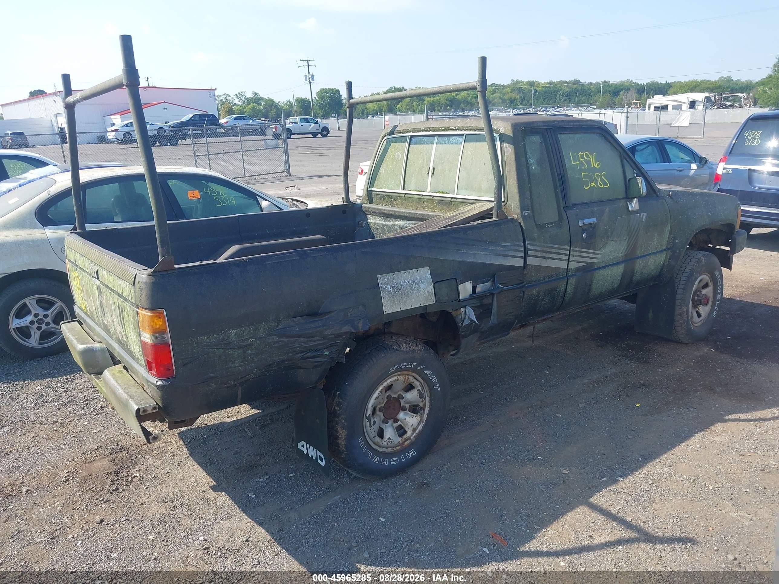1987 Toyota Pickup Xtracab Rn67 Dlx Black vin: JT4RN67P6H5085441