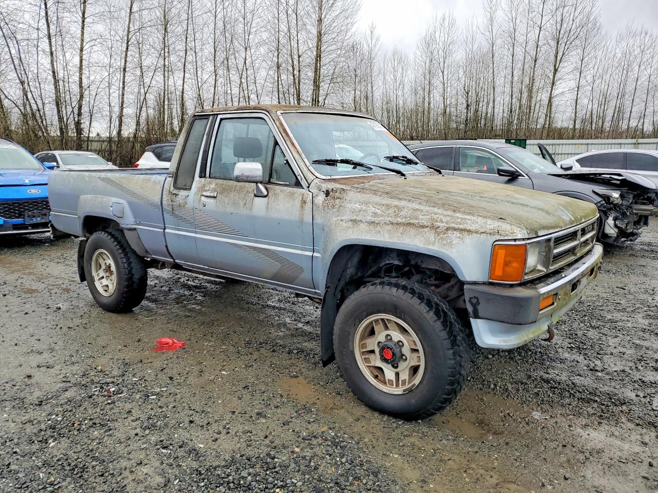 1988 Toyota Pickup Deluxe Blue vin: JT4RN67P6J5091116