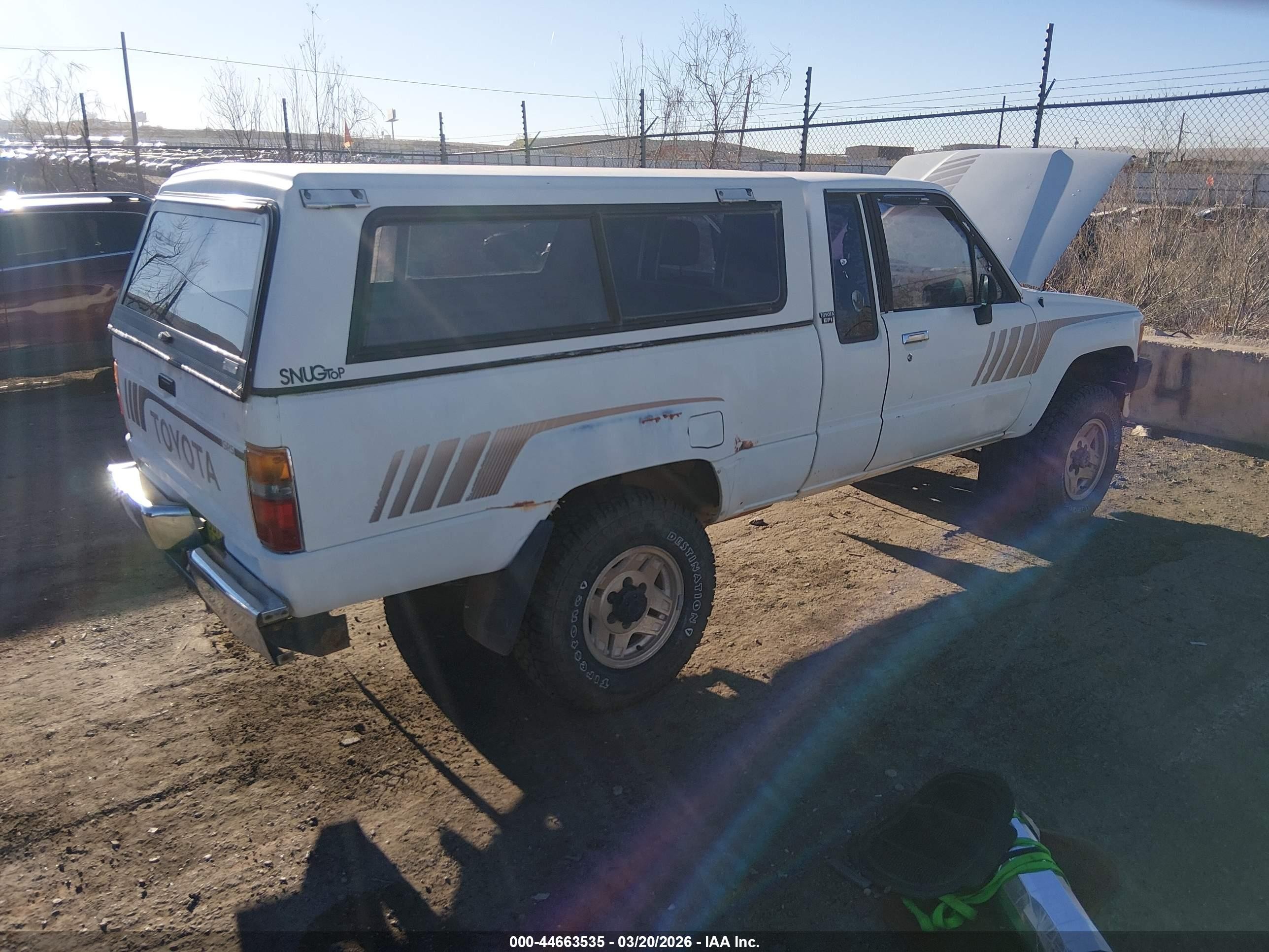 1988 Toyota Pickup Xtracab Rn67 Sr5 White vin: JT4RN67S5J5090964