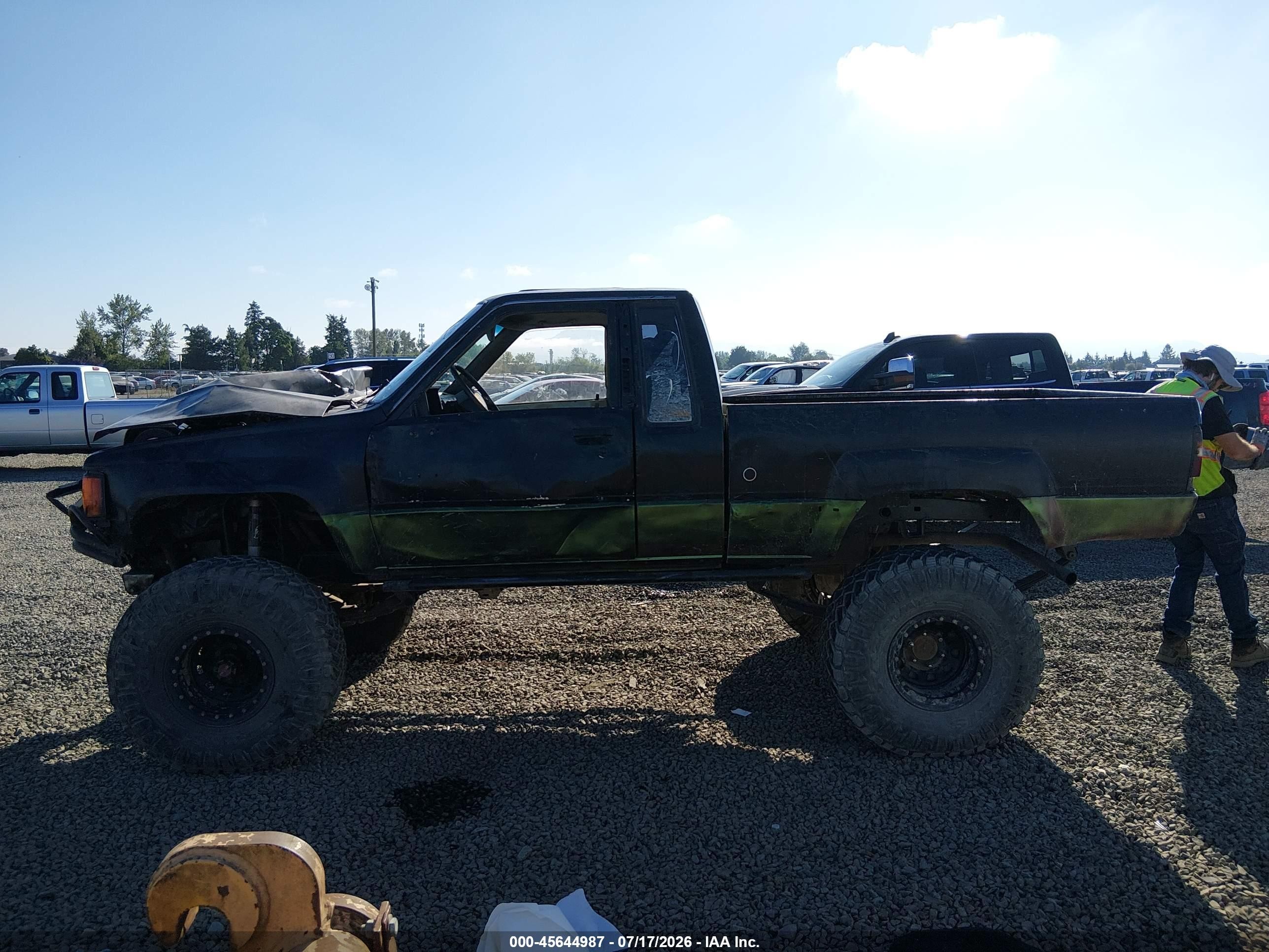 1986 Toyota Pickup Xtracab Rn66 Sr5 Black vin: JT4RN67SXG5024290