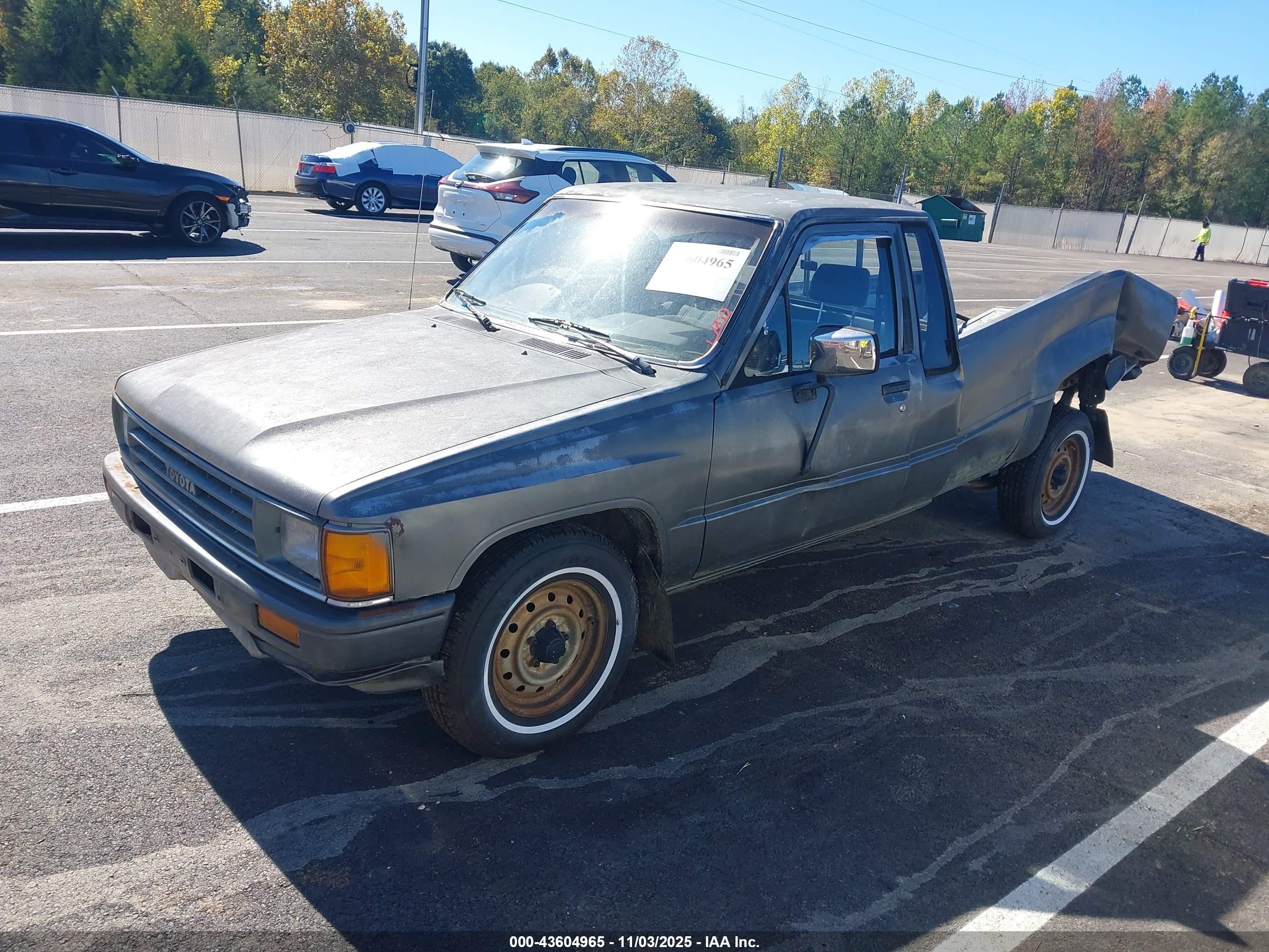 1987 Toyota Pickup Xtracab Rn70 Dlx Gray vin: JT4RN70D2H0039219
