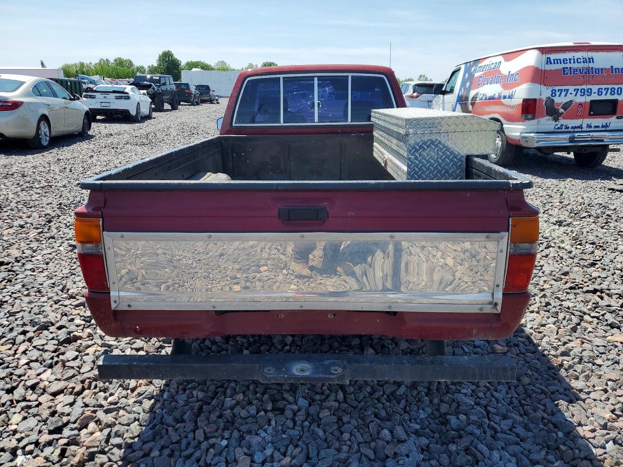 1987 Toyota Pickup Xtracab Rn70 Dlx Red vin: JT4RN70D4H0034622