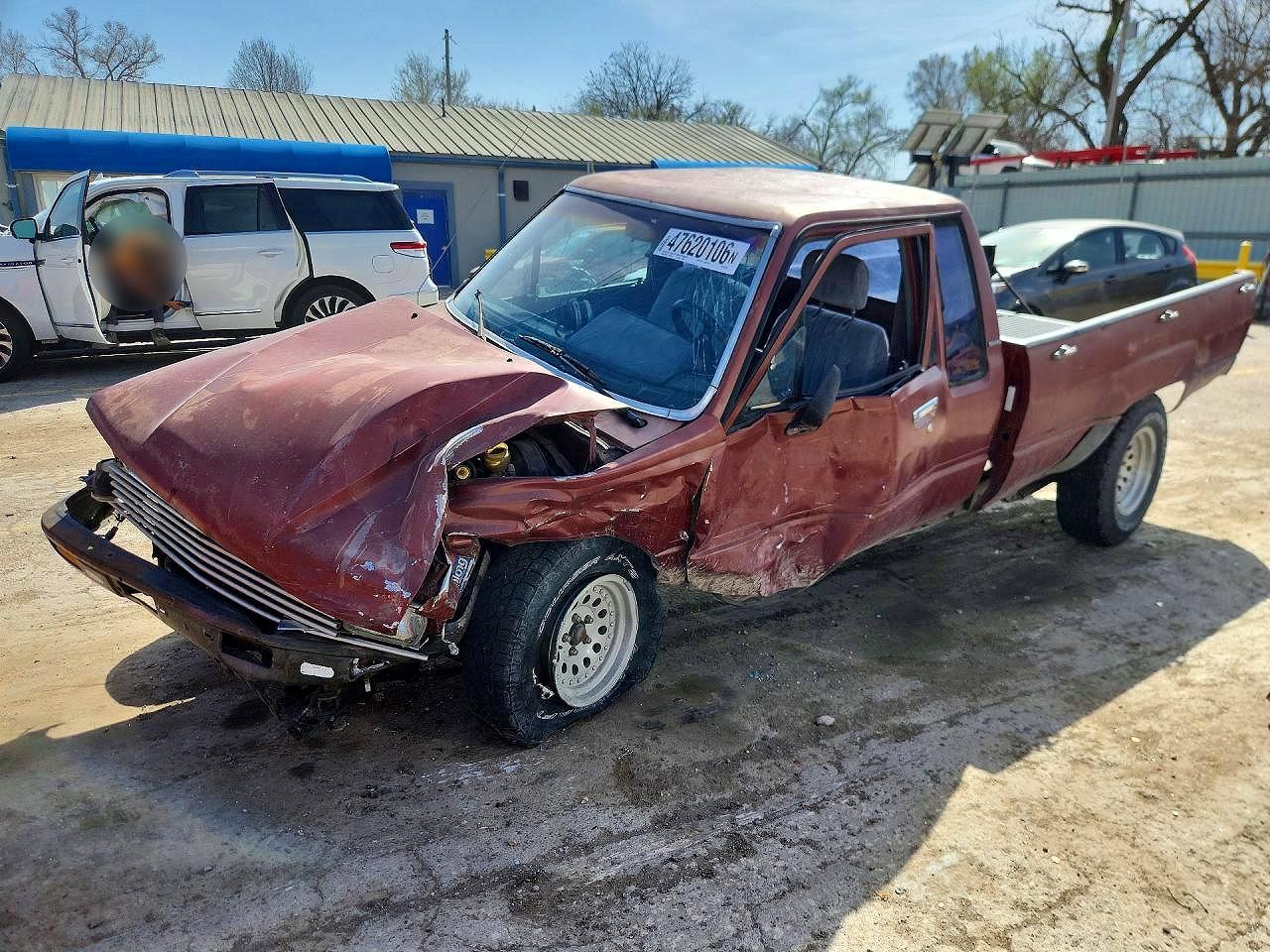 1987 Toyota Pickup Deluxe Бордовый vin: JT4RN70D6H0037599