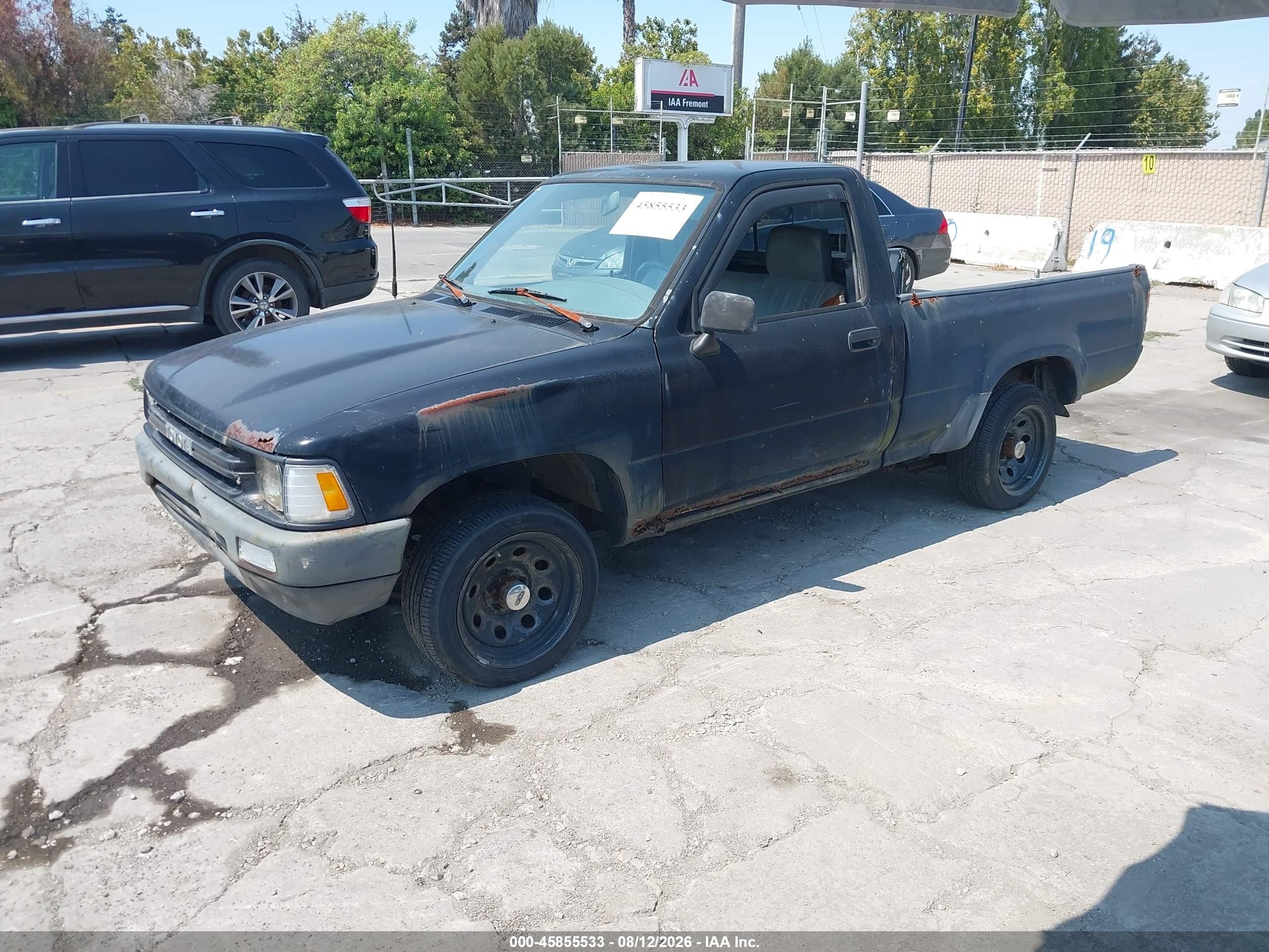 1990 Toyota Pickup 1/2 Ton Short Wheelbase Black vin: JT4RN81A0L0052568
