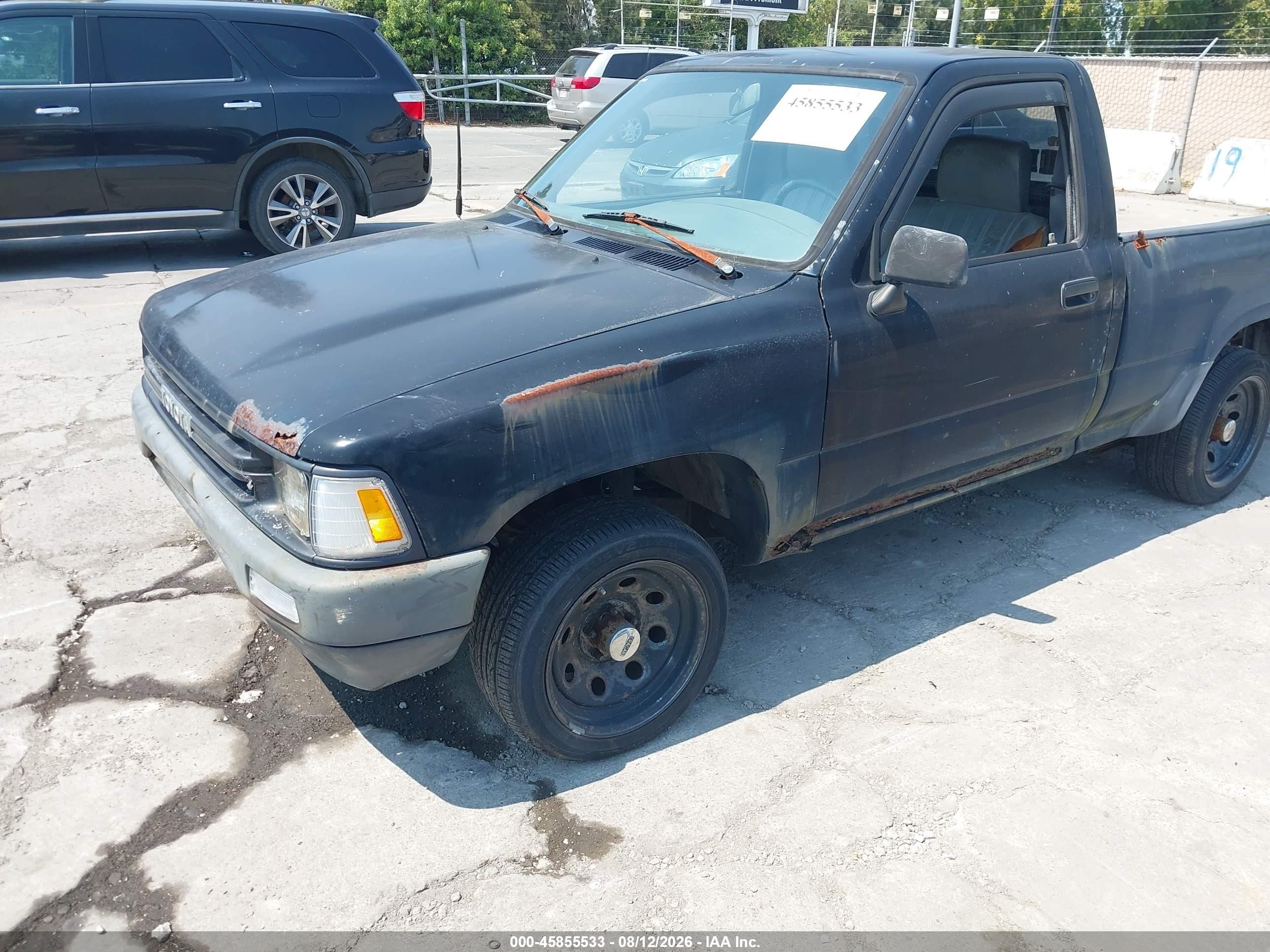 1990 Toyota Pickup 1/2 Ton Short Wheelbase Black vin: JT4RN81A0L0052568