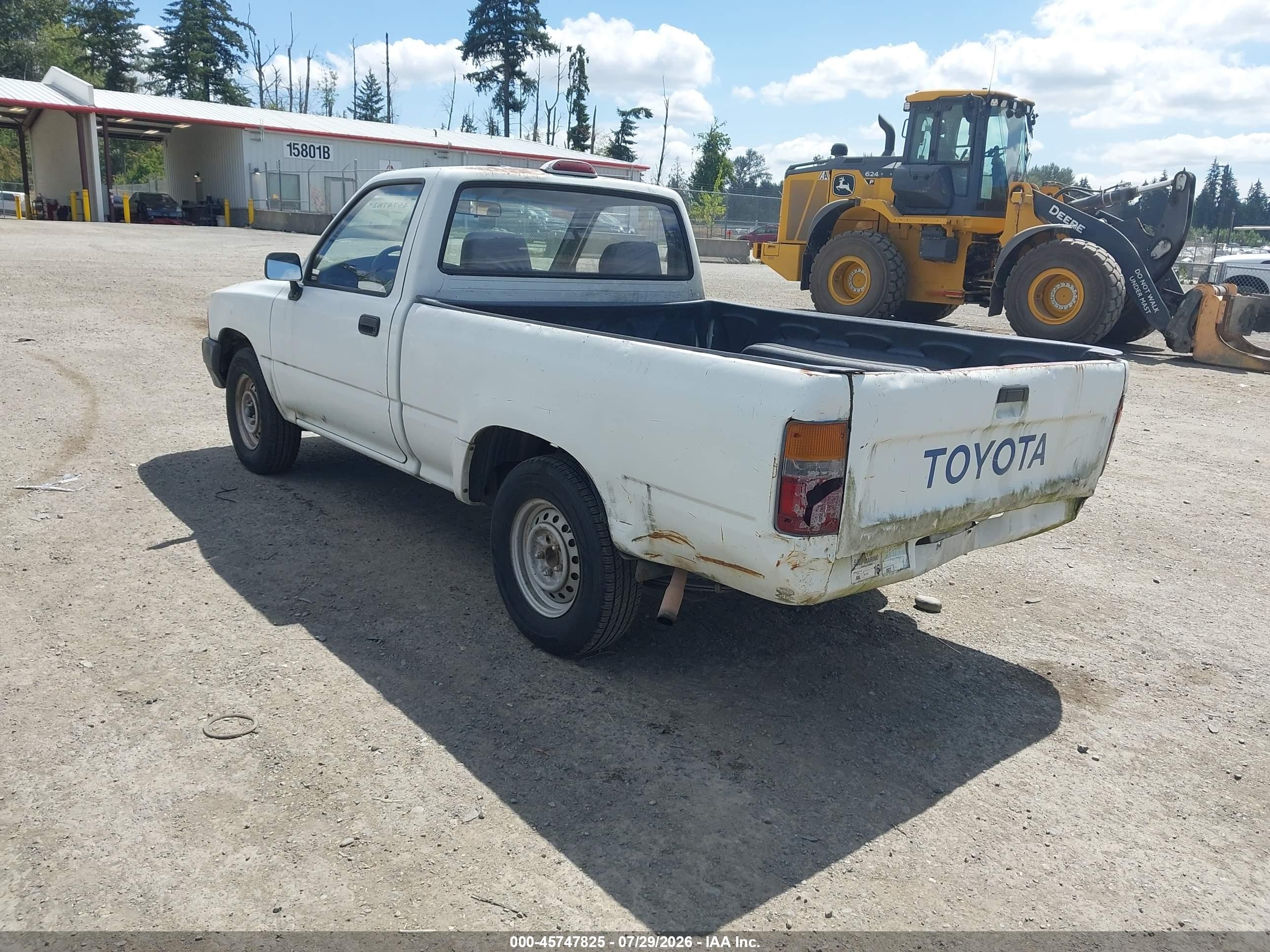1995 Toyota Pickup 1/2 Ton Short Wheelbase Белый vin: JT4RN81A0S5203961