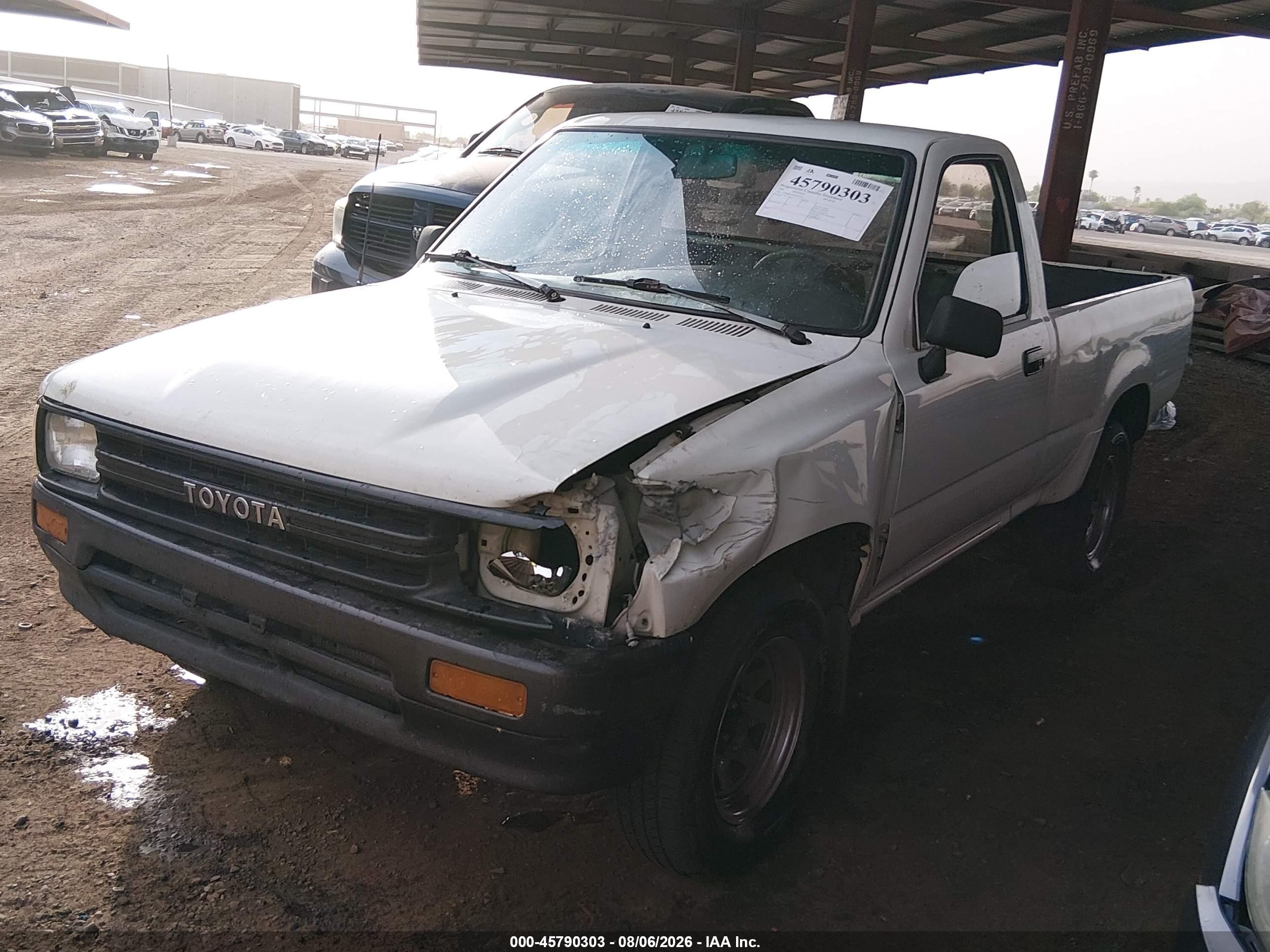 1991 Toyota Pickup 1/2 Ton Short Wheelbase White vin: JT4RN81A3M5101931