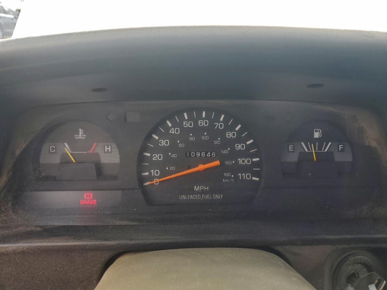 1995 Toyota Pickup 1/2 Ton Short Wheelbase White vin: JT4RN81A3S5205106