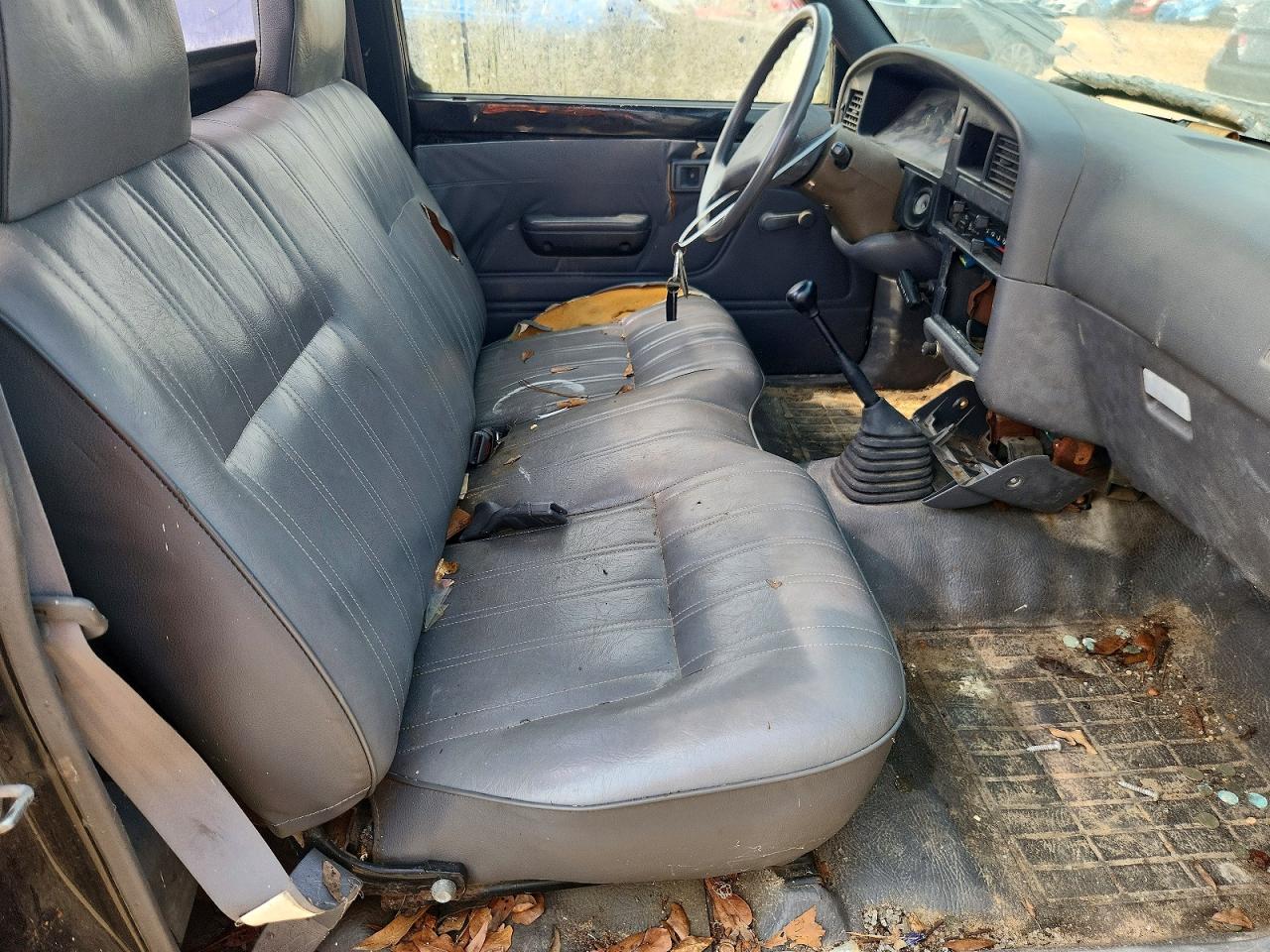 1993 Toyota Pickup 1/2 Ton Short Wheelbase Black vin: JT4RN81A4P5162192
