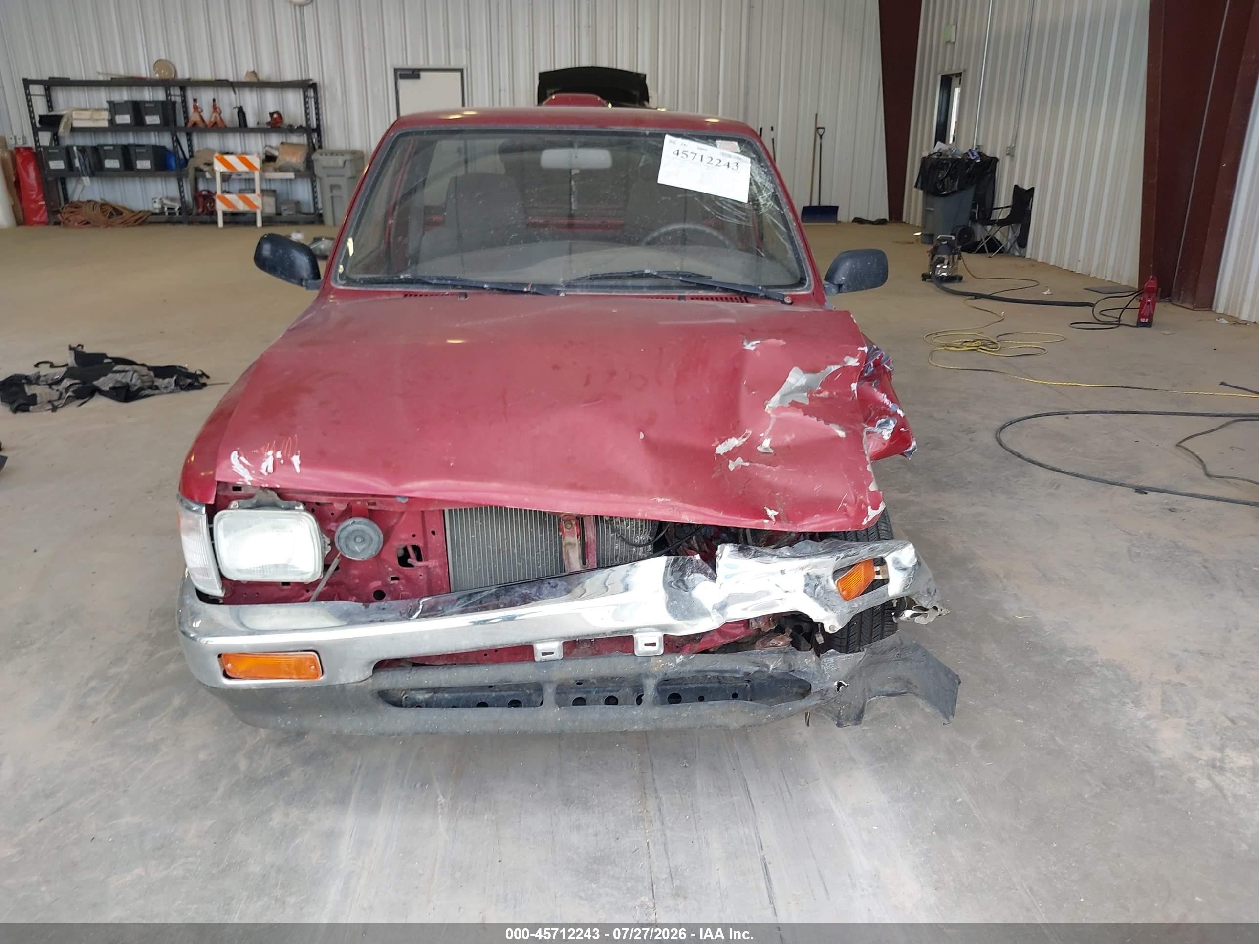 1994 Toyota Pickup 1/2 Ton Short Wheelbase Maroon vin: JT4RN81A6R5180177