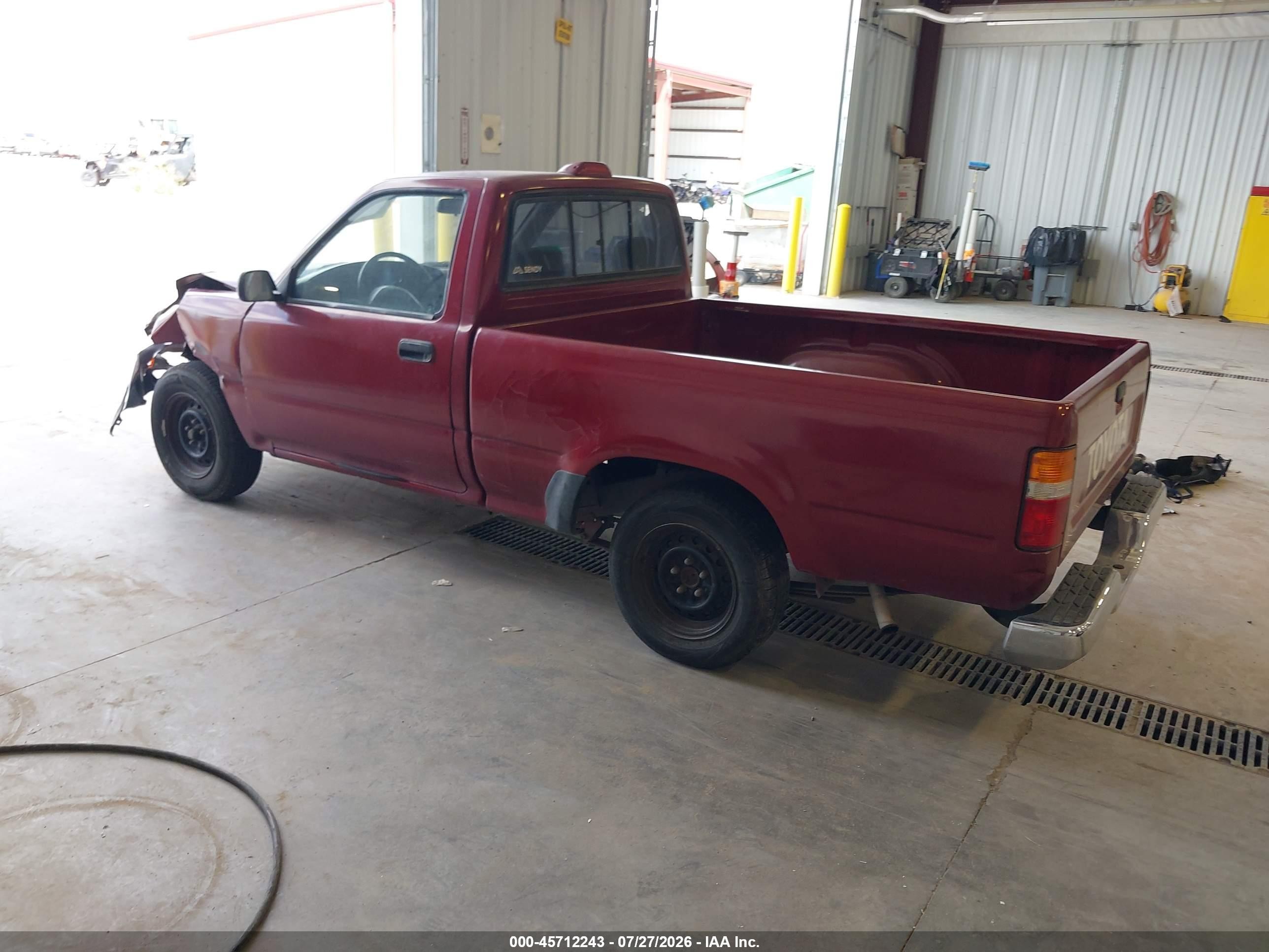 1994 Toyota Pickup 1/2 Ton Short Wheelbase Maroon vin: JT4RN81A6R5180177