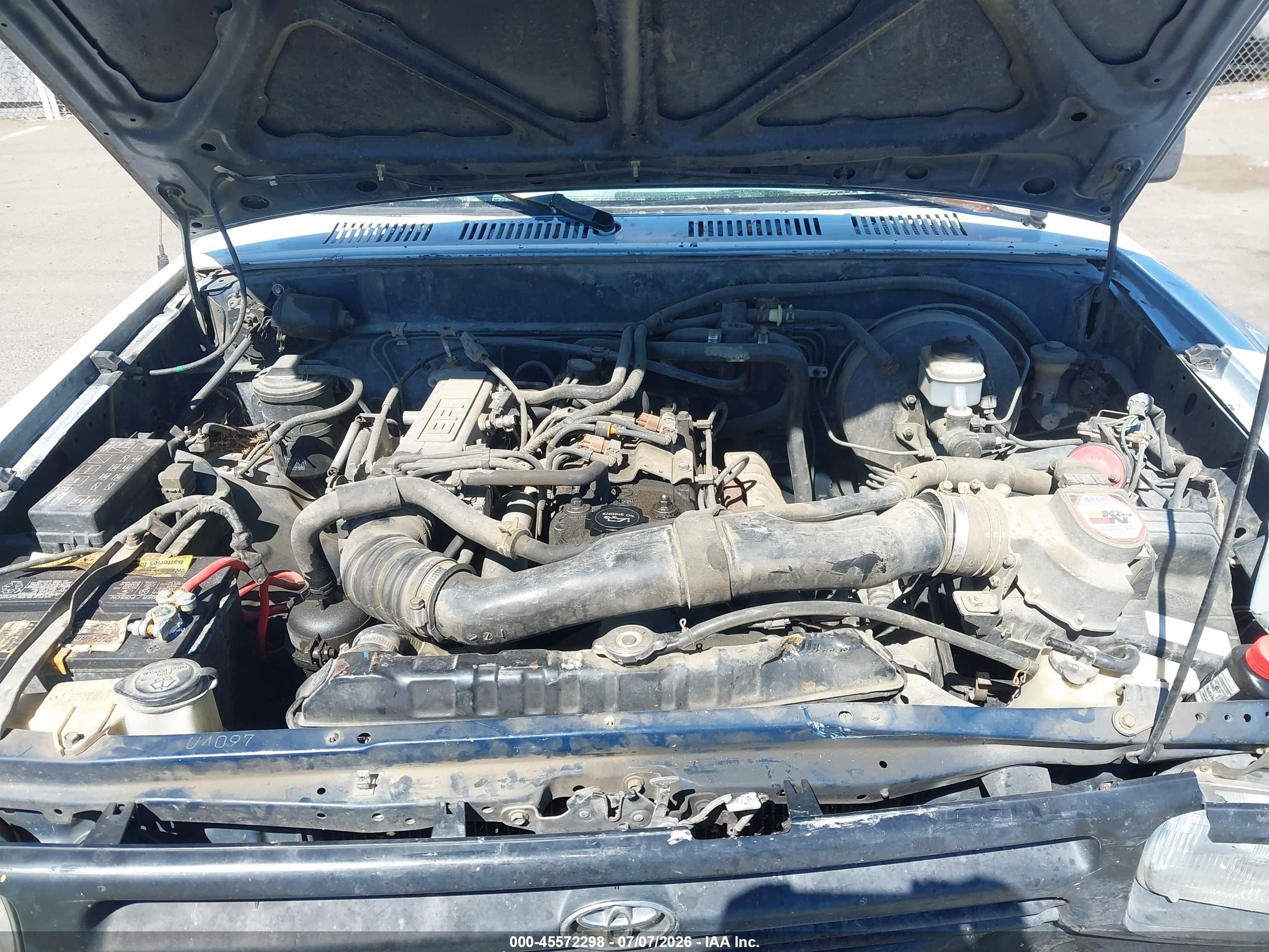 1992 Toyota Pickup 1/2 Ton Short Wheelbase White vin: JT4RN81A7N0090432