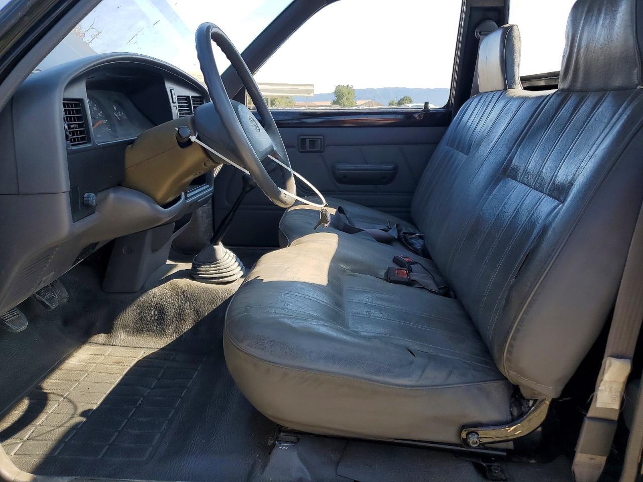 1992 Toyota Pickup Base Черный vin: JT4RN81A7N5146825