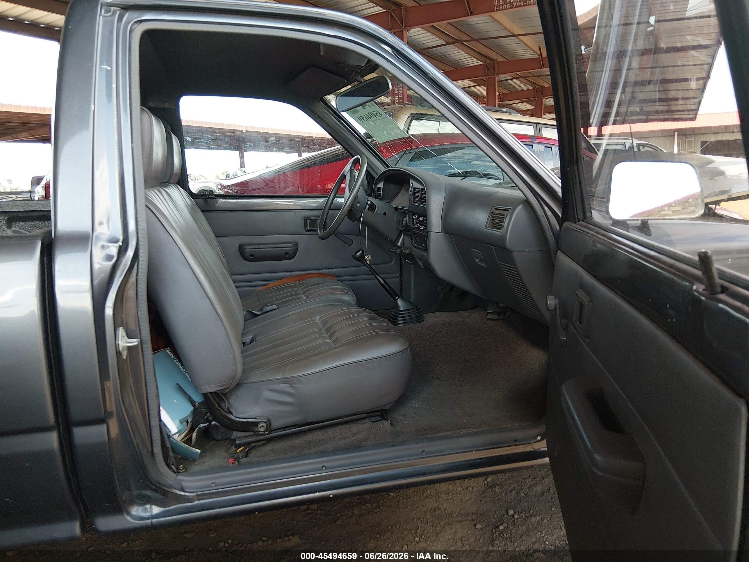 1991 Toyota Pickup 1/2 Ton Short Wheelbase Gray vin: JT4RN81A8M0078059