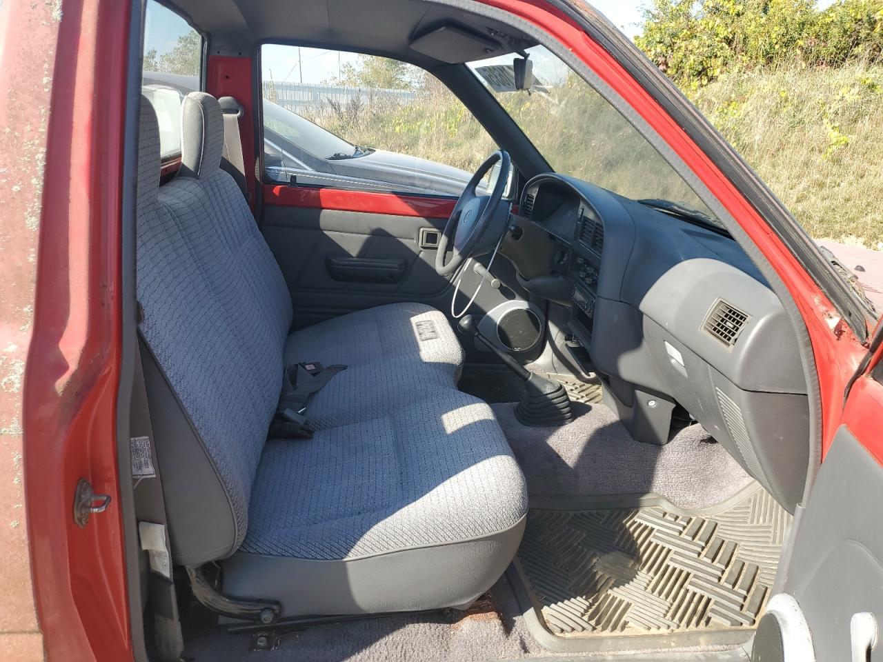 1994 Toyota Pickup 1/2 Ton Short Wheelbase Бордовый vin: JT4RN81A9R5186717