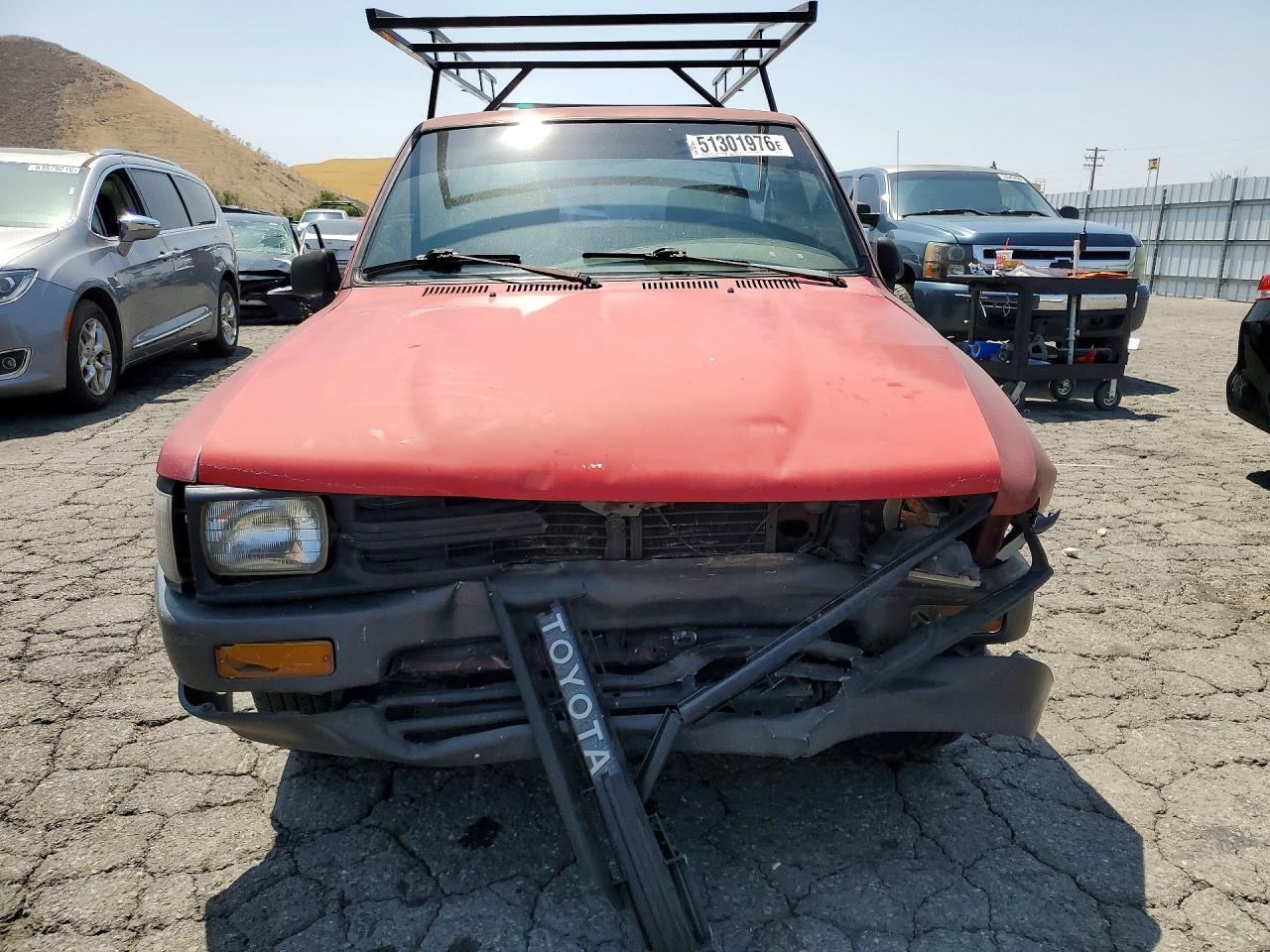 1991 Toyota Pickup Base Burgundy vin: JT4RN81AXM0072392