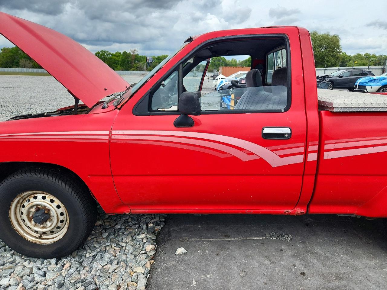 1989 Toyota Pickup Deluxe Red vin: JT4RN81D1K5025200