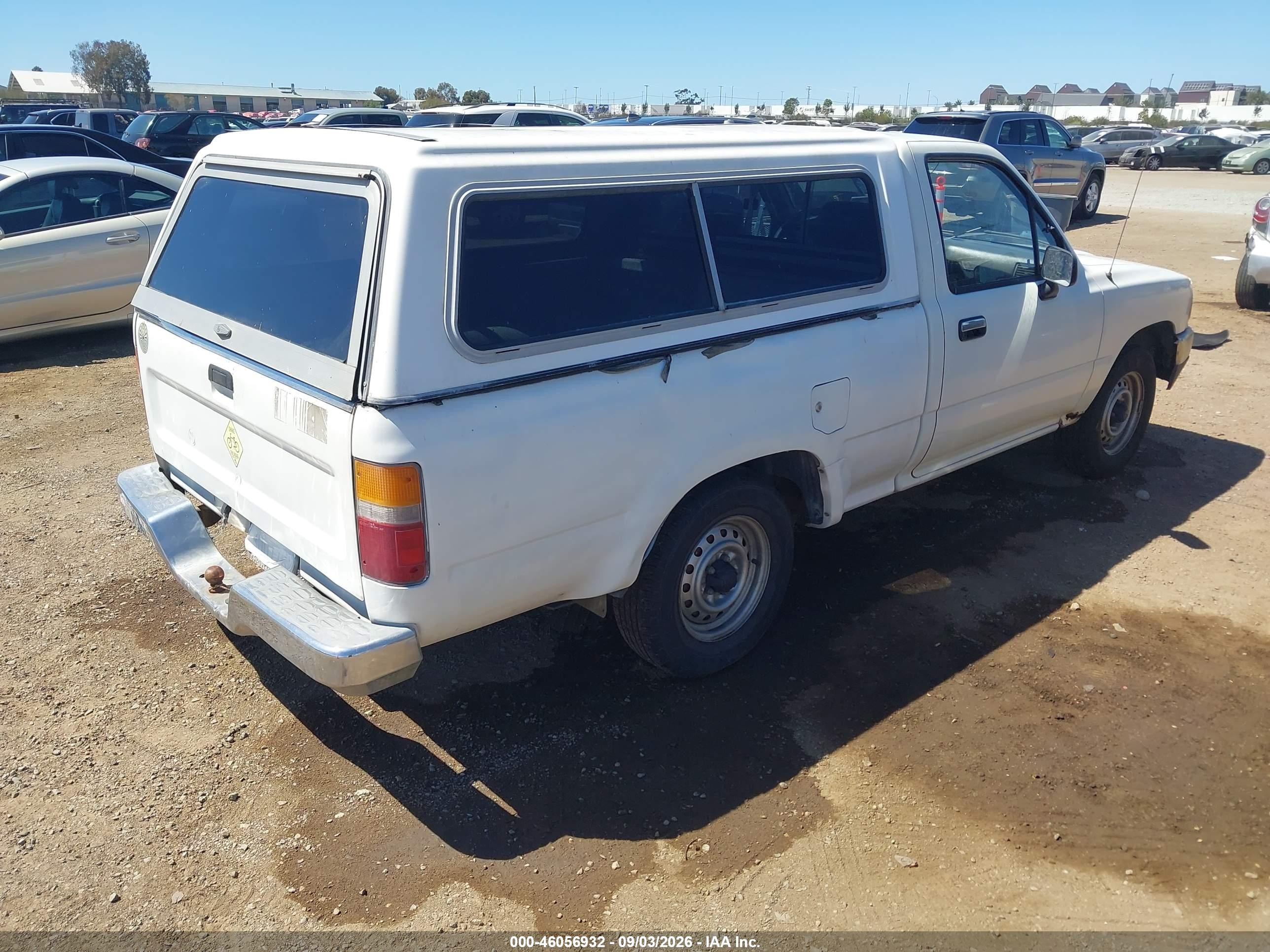 1989 Toyota Pickup 1/2 Ton Sht Wheelbase Dlx White vin: JT4RN81P0K0008895