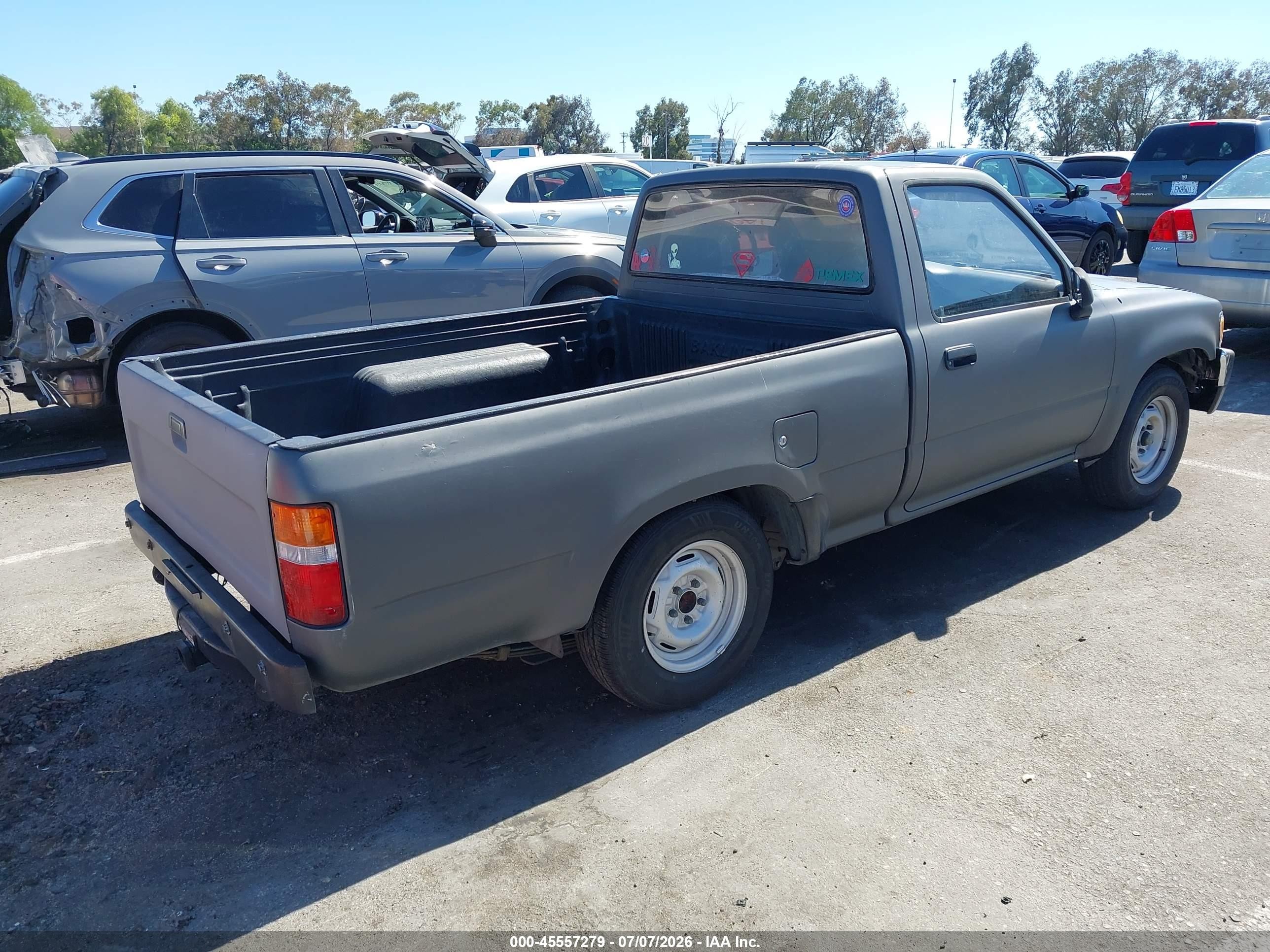 1989 Toyota Pickup 1/2 Ton Sht Wheelbase Dlx Gray vin: JT4RN81P1K0021316
