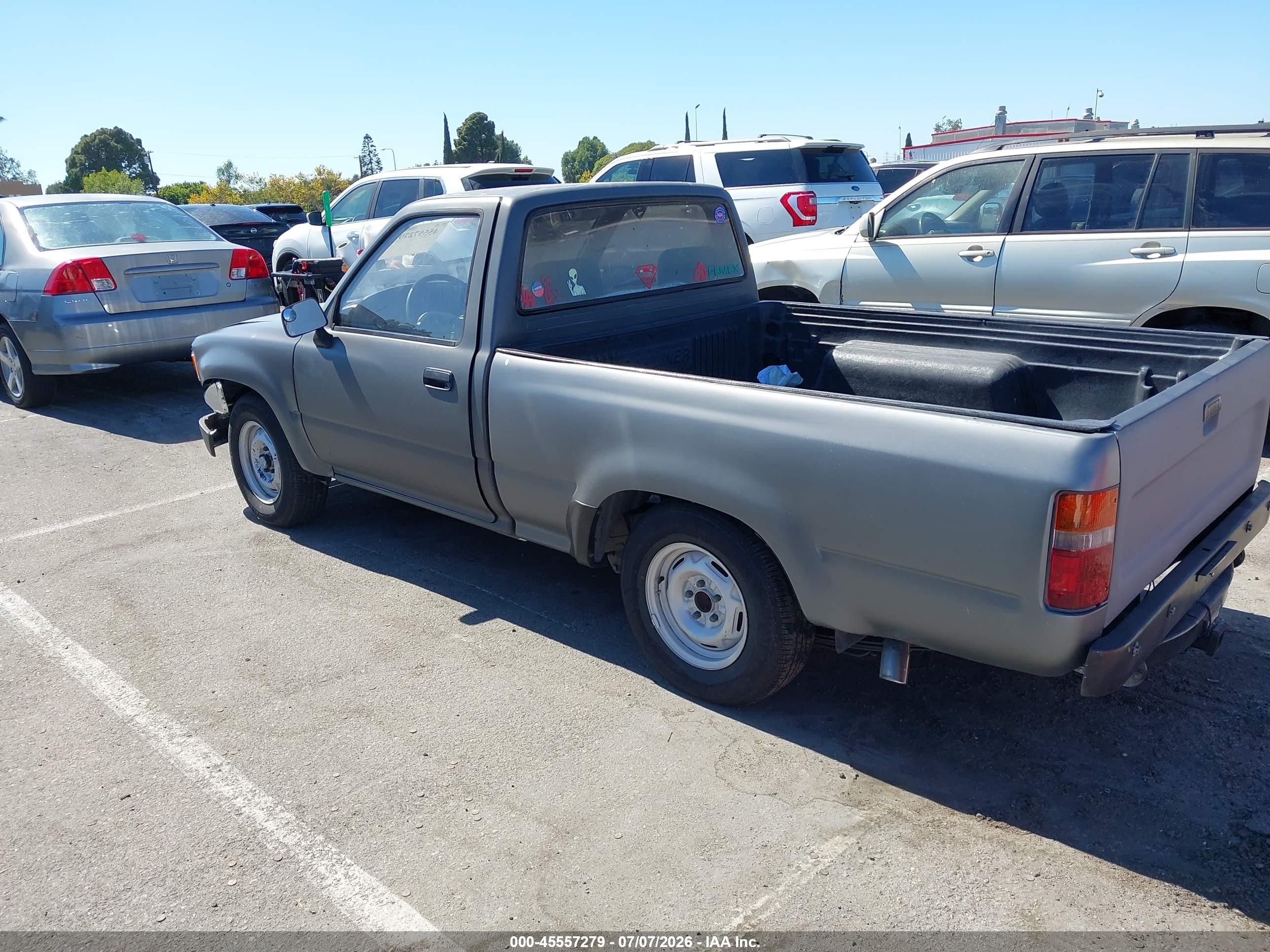 1989 Toyota Pickup 1/2 Ton Sht Wheelbase Dlx Gray vin: JT4RN81P1K0021316